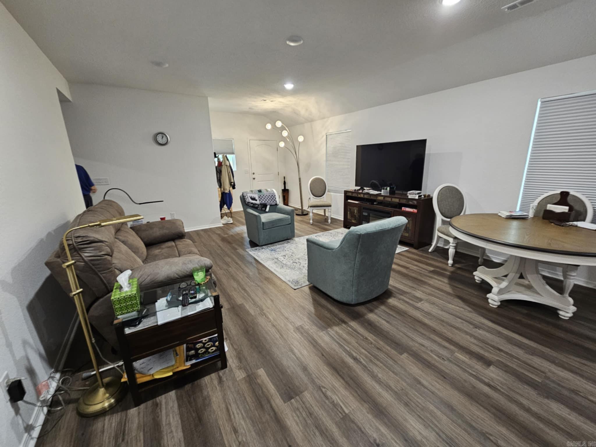305  Rooster  Conway, AR