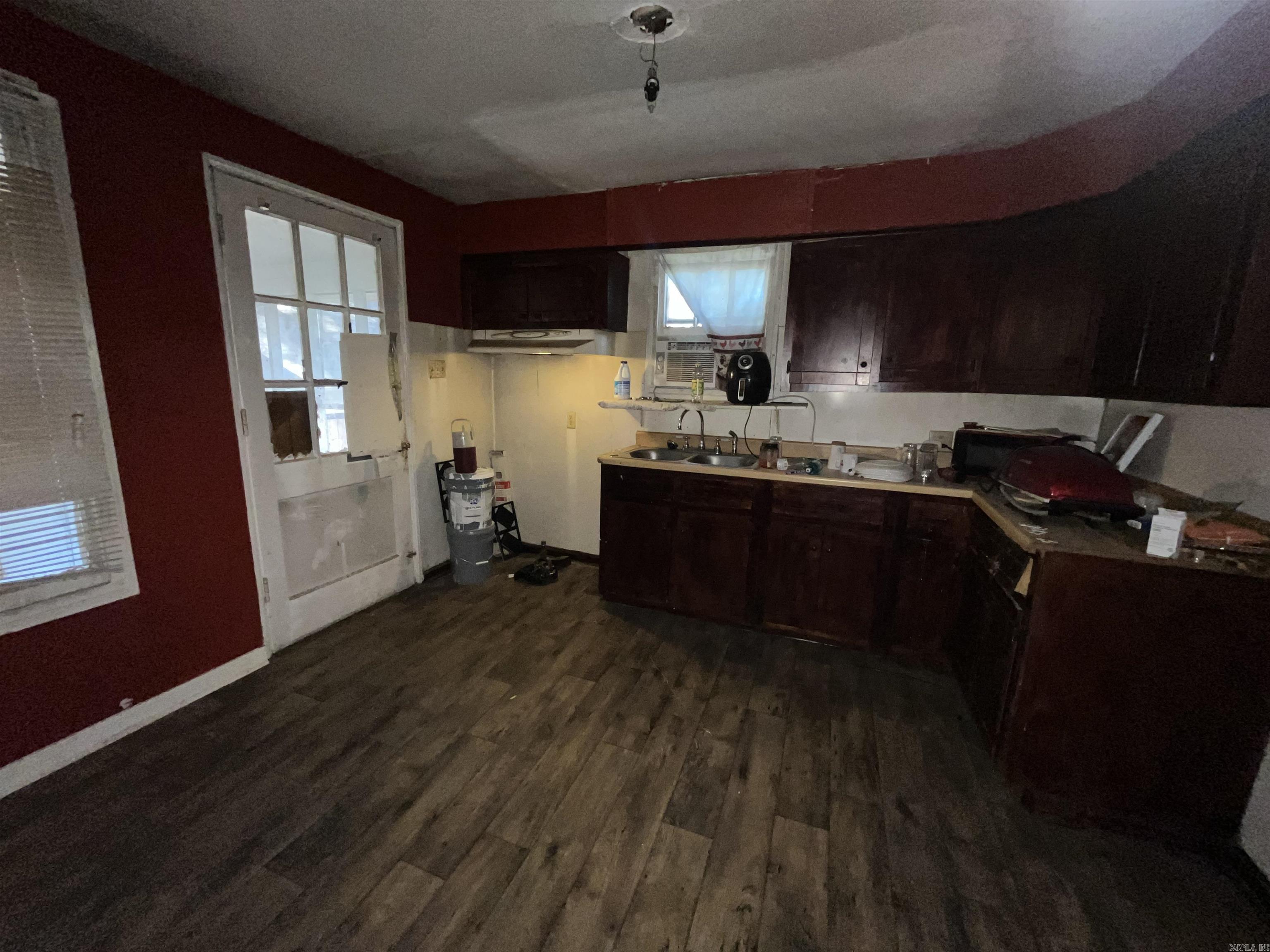 3705 S Olive St  Pine Bluff, AR