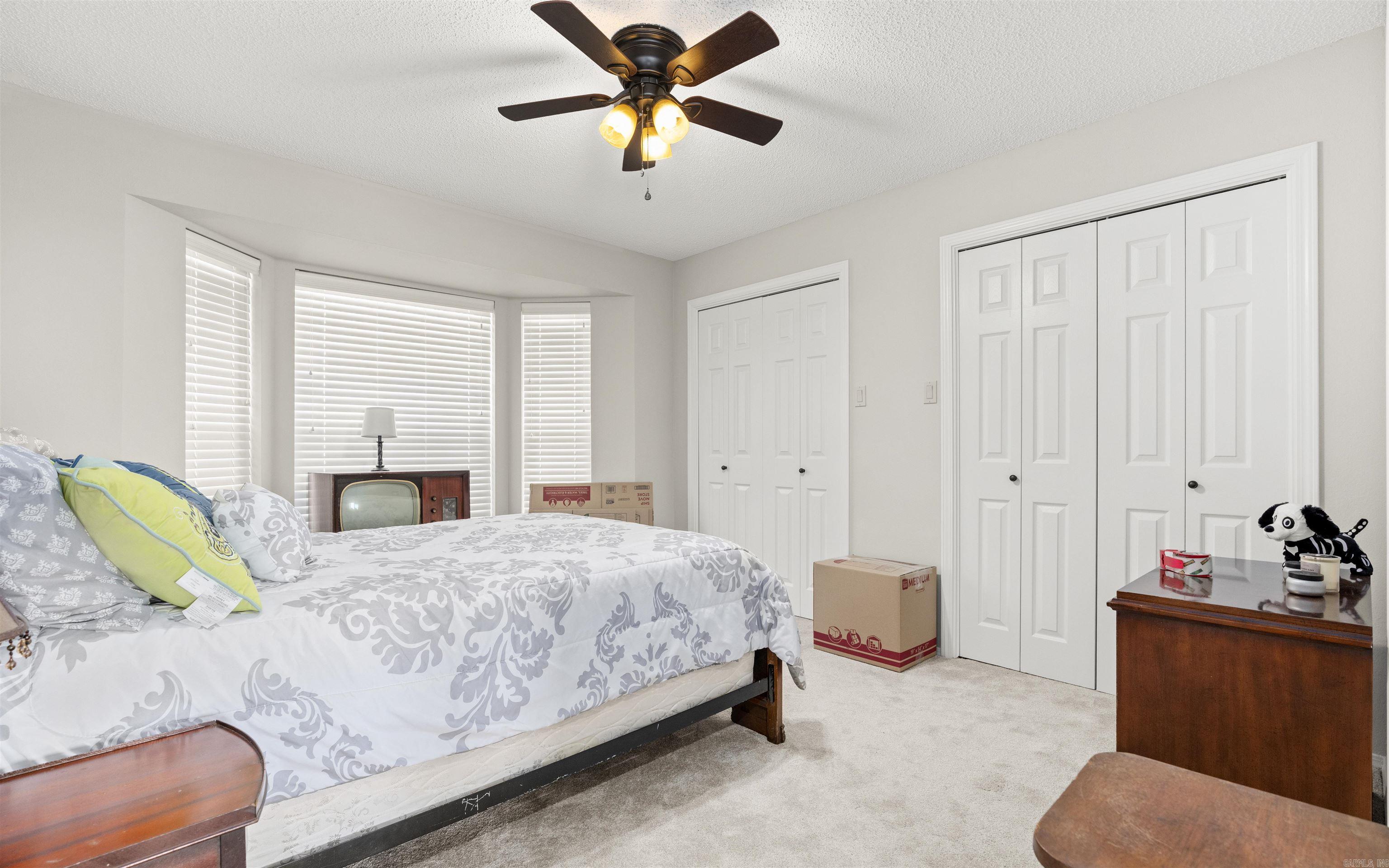59  Almazan  Hot Springs Village, AR