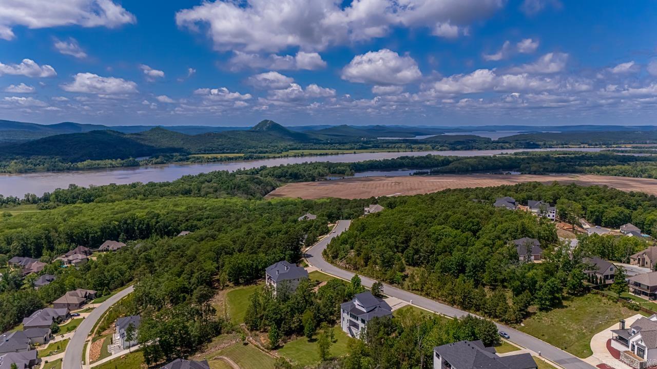 172  Manitou  Maumelle, AR