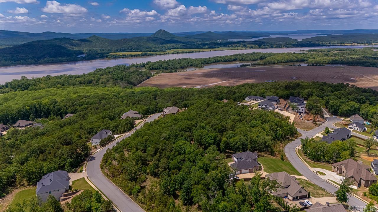 172  Manitou  Maumelle, AR