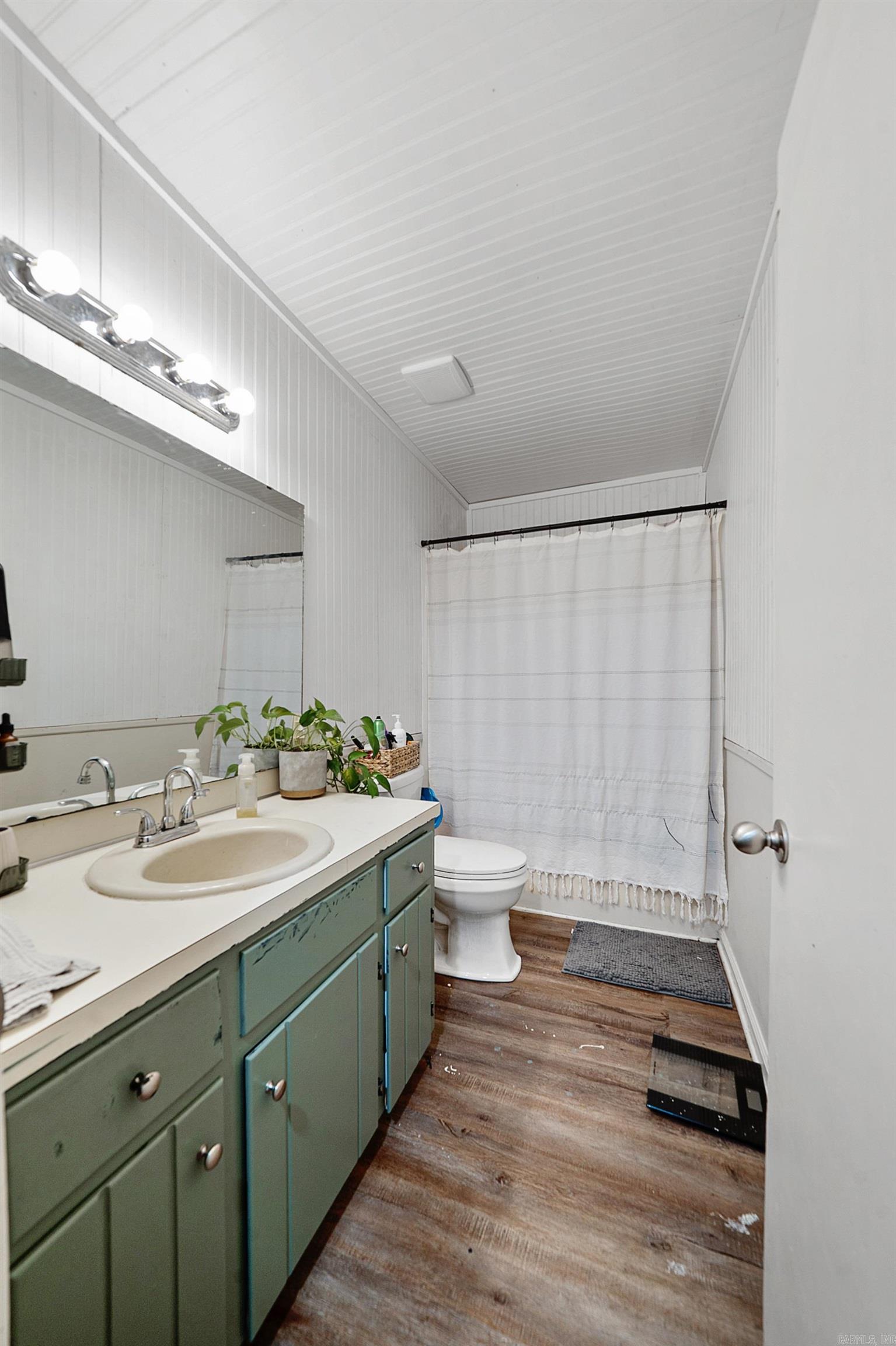 105  Rhode Island  Beebe, AR