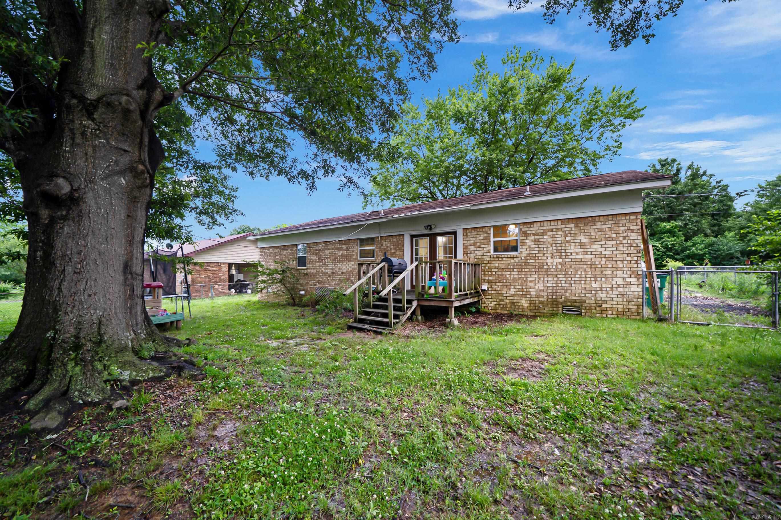 105  Rhode Island  Beebe, AR
