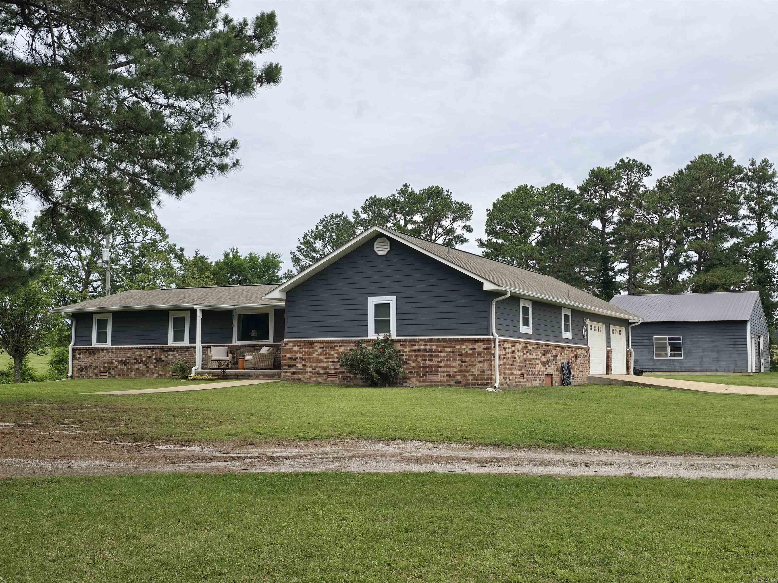 2373  West Rd  Mount Pleasant, AR
