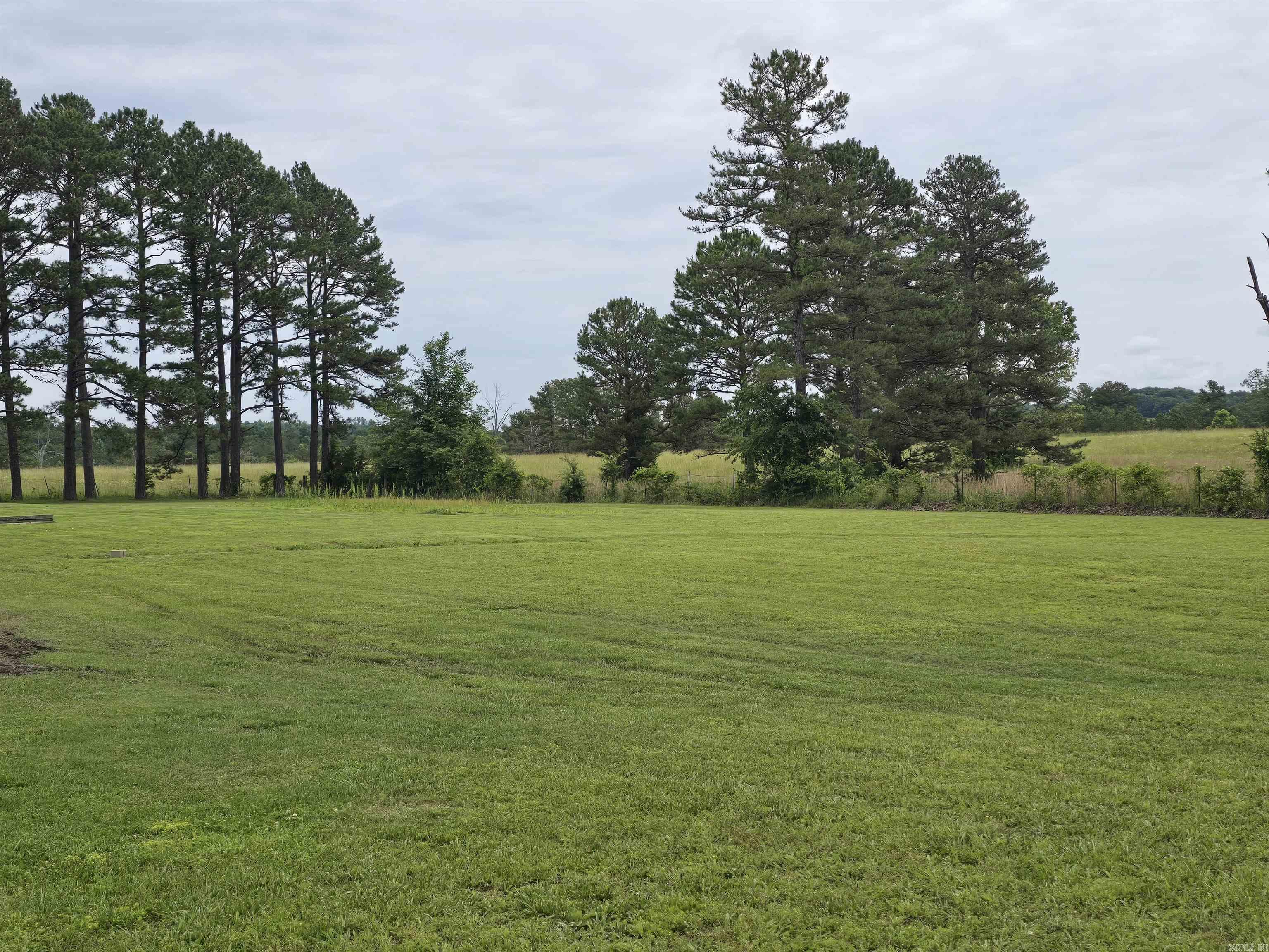 2373  West Rd  Mount Pleasant, AR