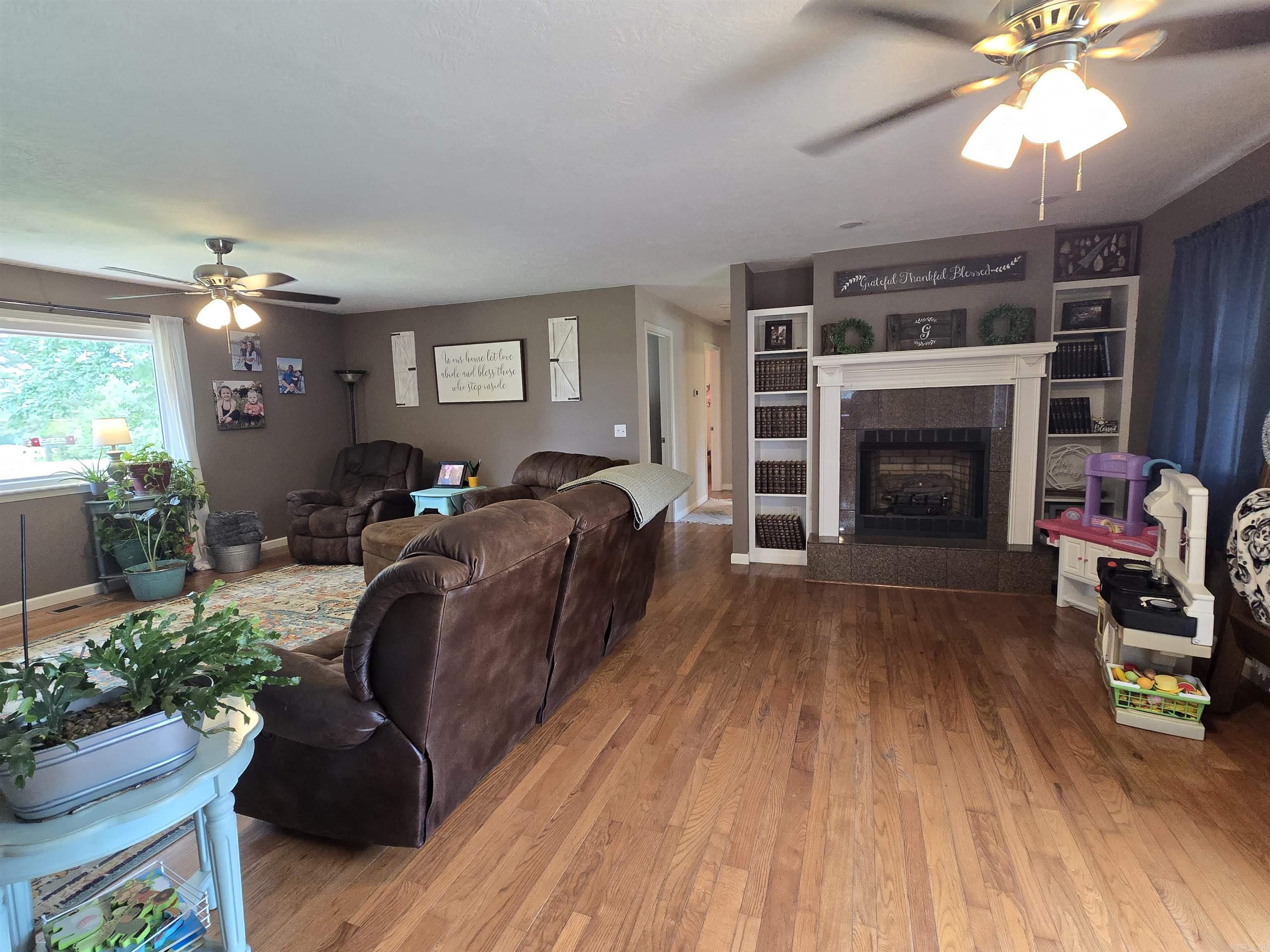 2373  West Rd  Mount Pleasant, AR