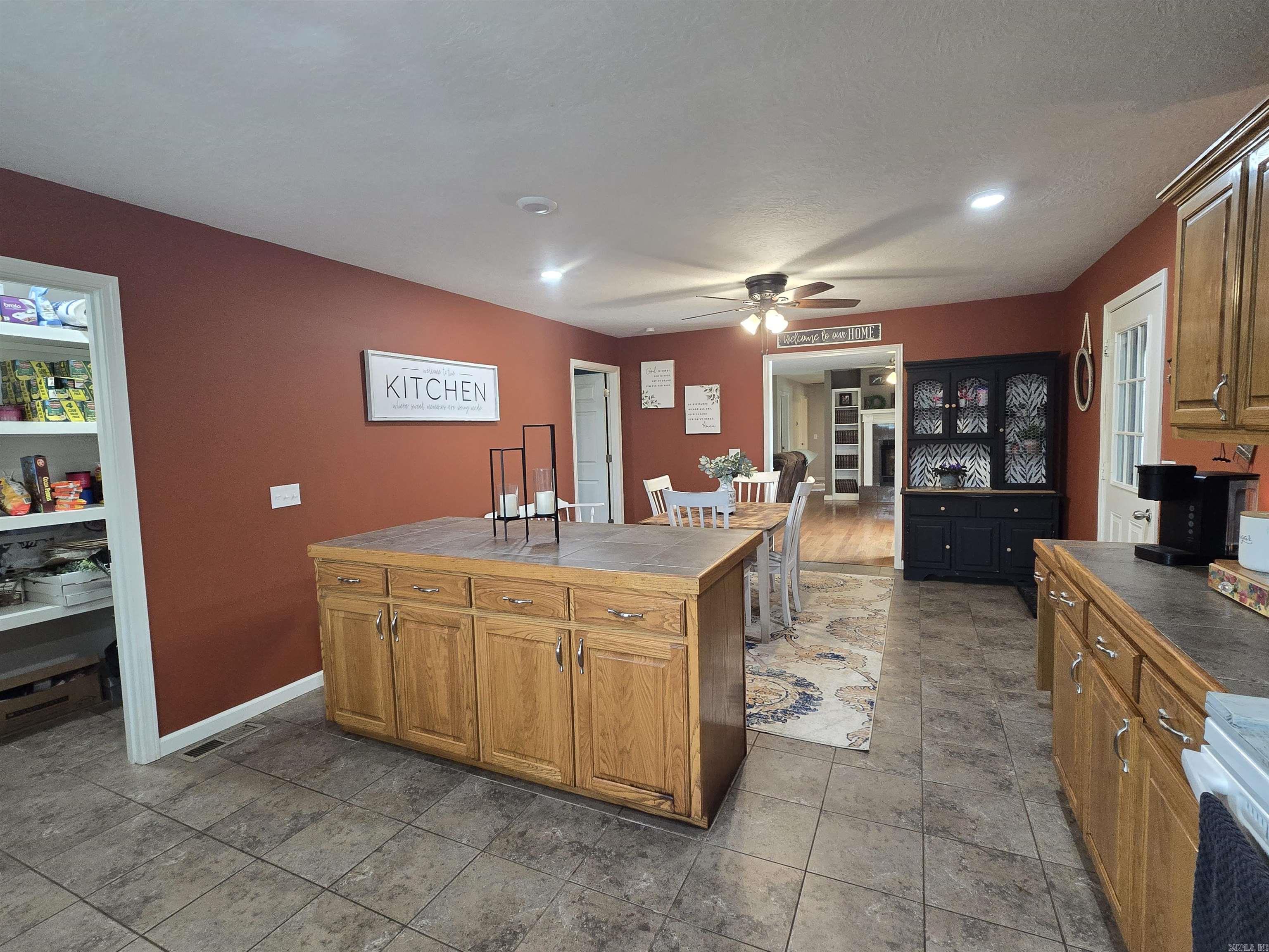 2373  West Rd  Mount Pleasant, AR
