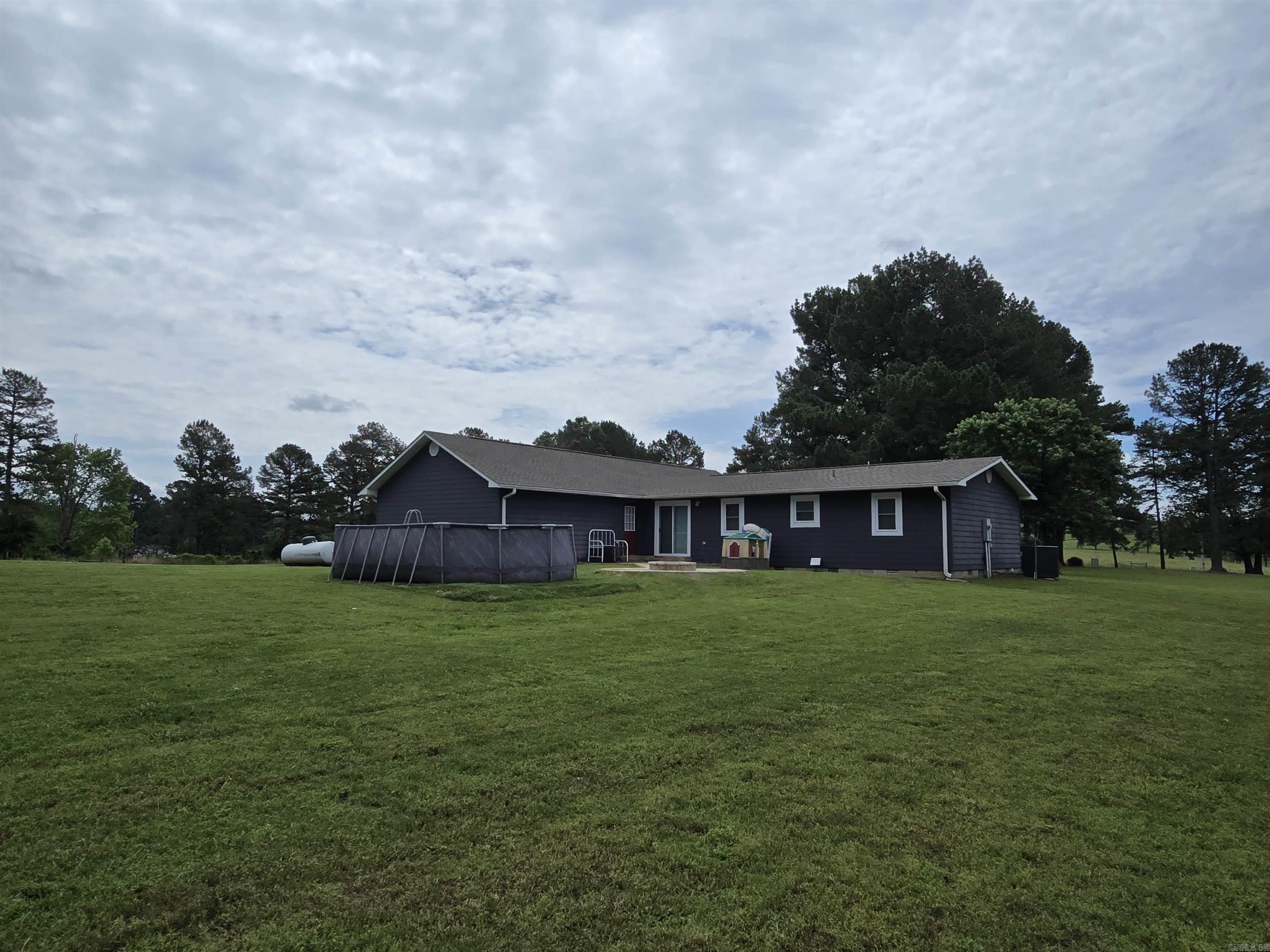 2373  West Rd  Mount Pleasant, AR