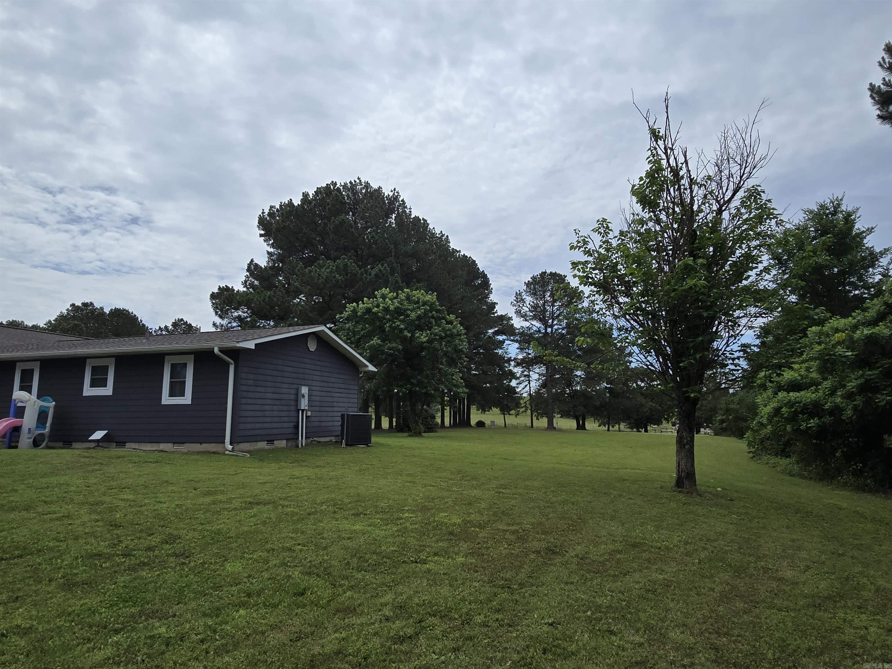 2373  West Rd  Mount Pleasant, AR