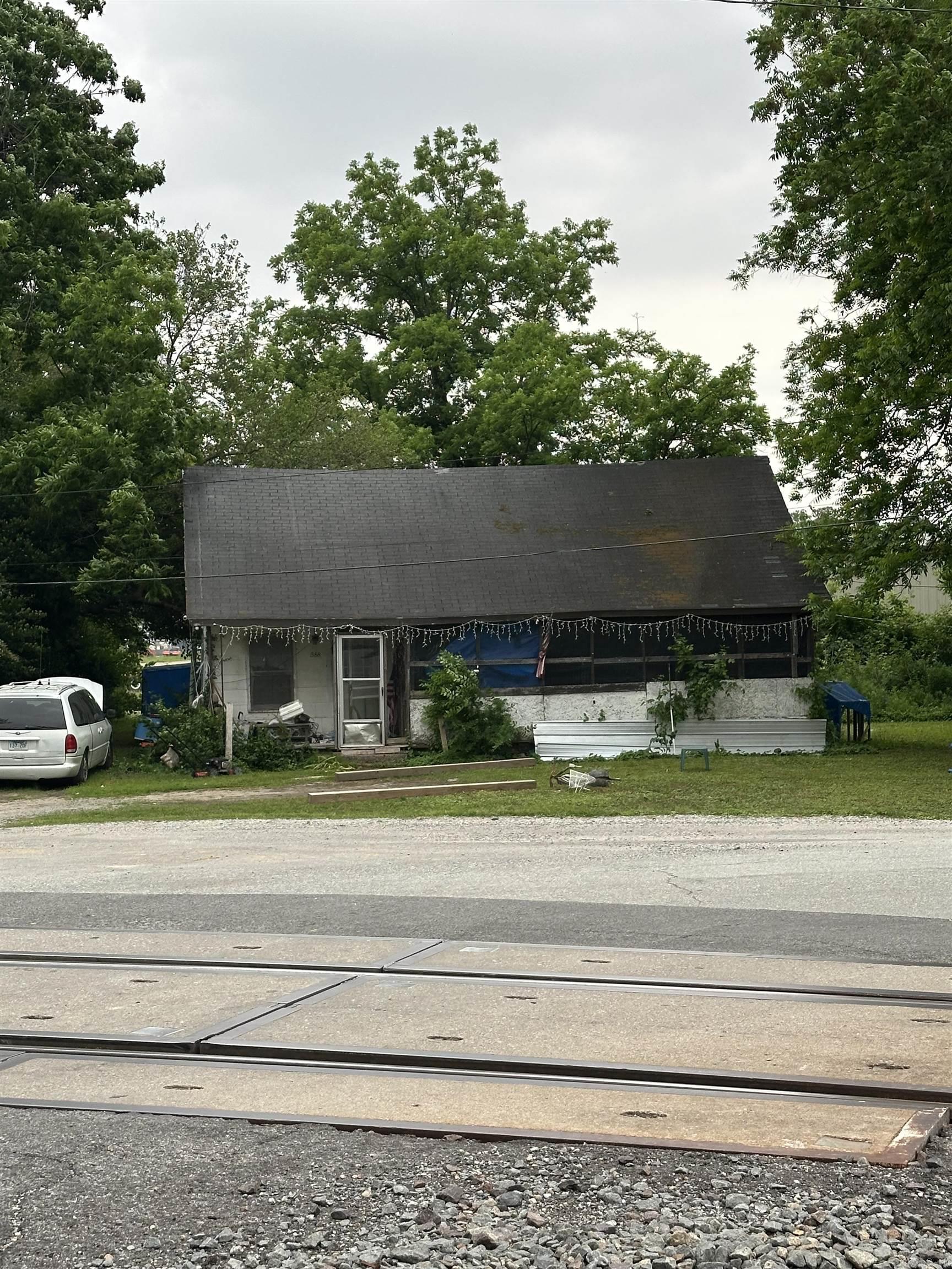 588 S Terminal  Piggott, AR