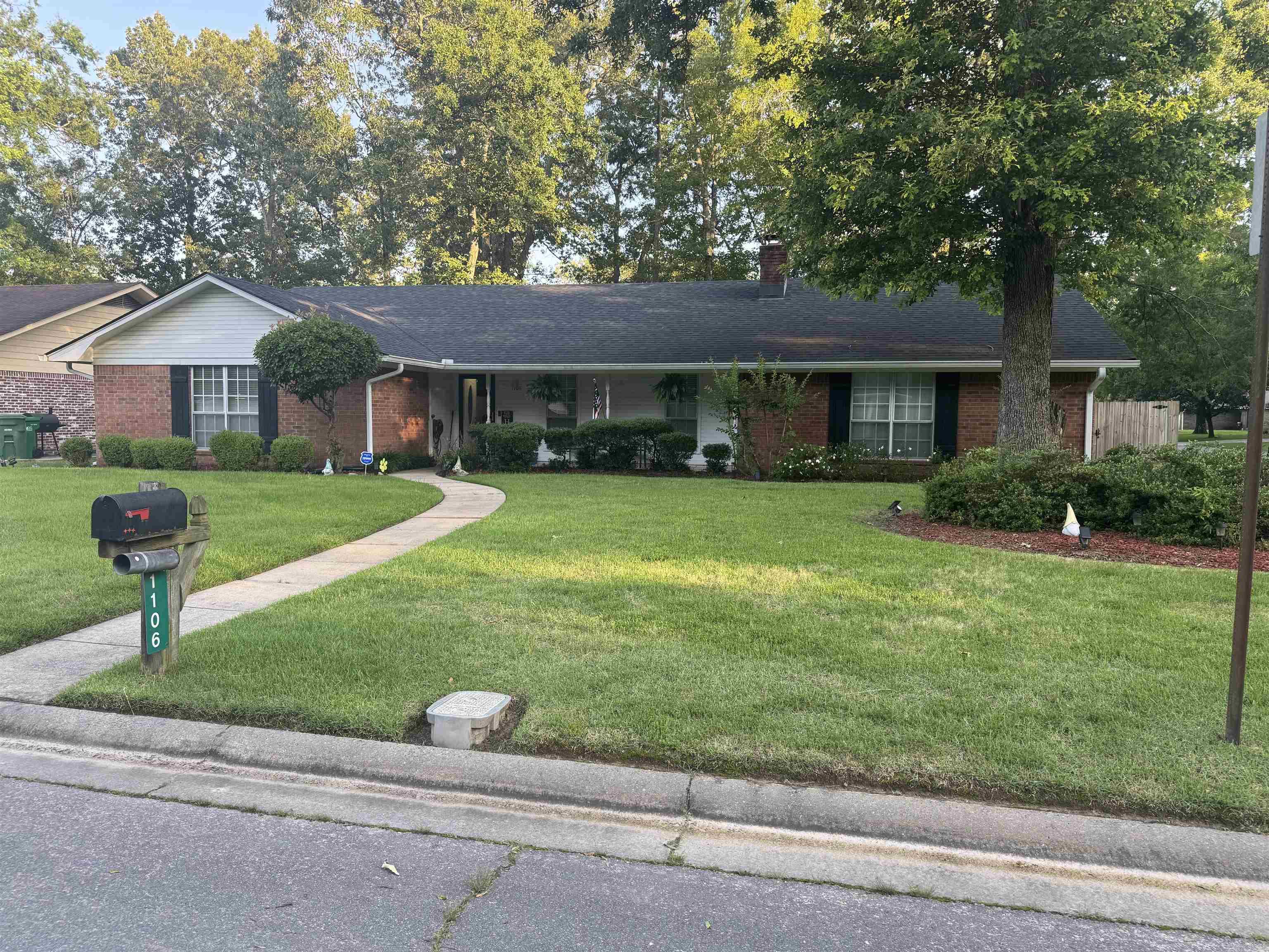 1106  Deer Run N  Pine Bluff, AR