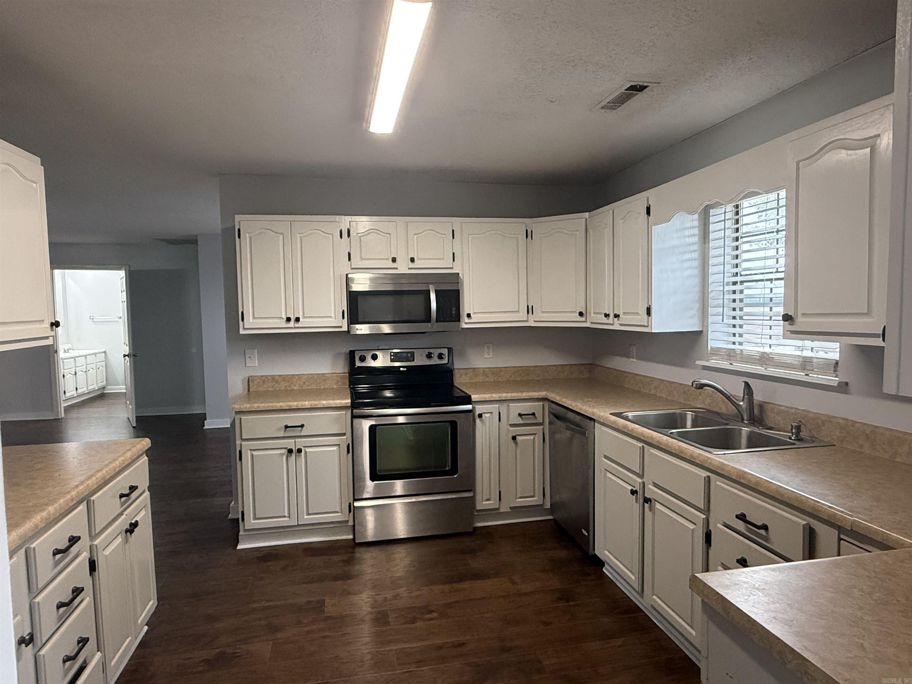 2572  County Road 837  Caraway, AR