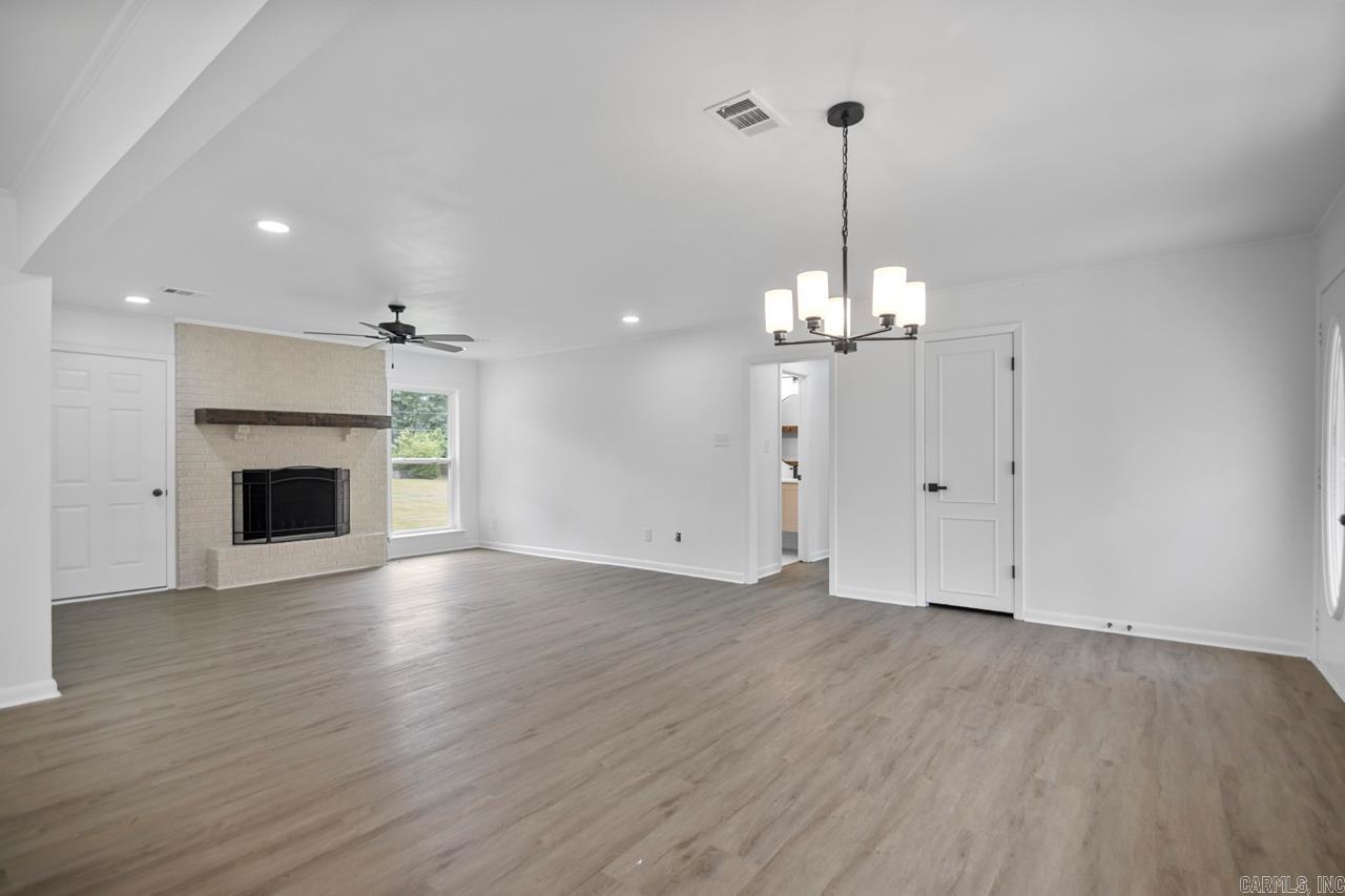 209  Indianhead  Sherwood, AR