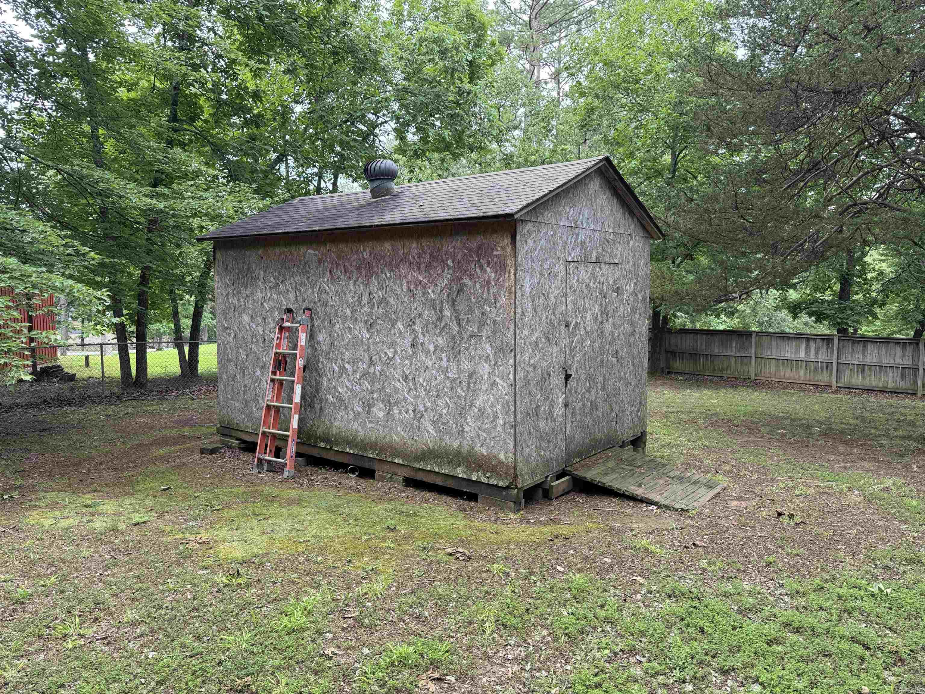 41  Dogwood  Higden, AR
