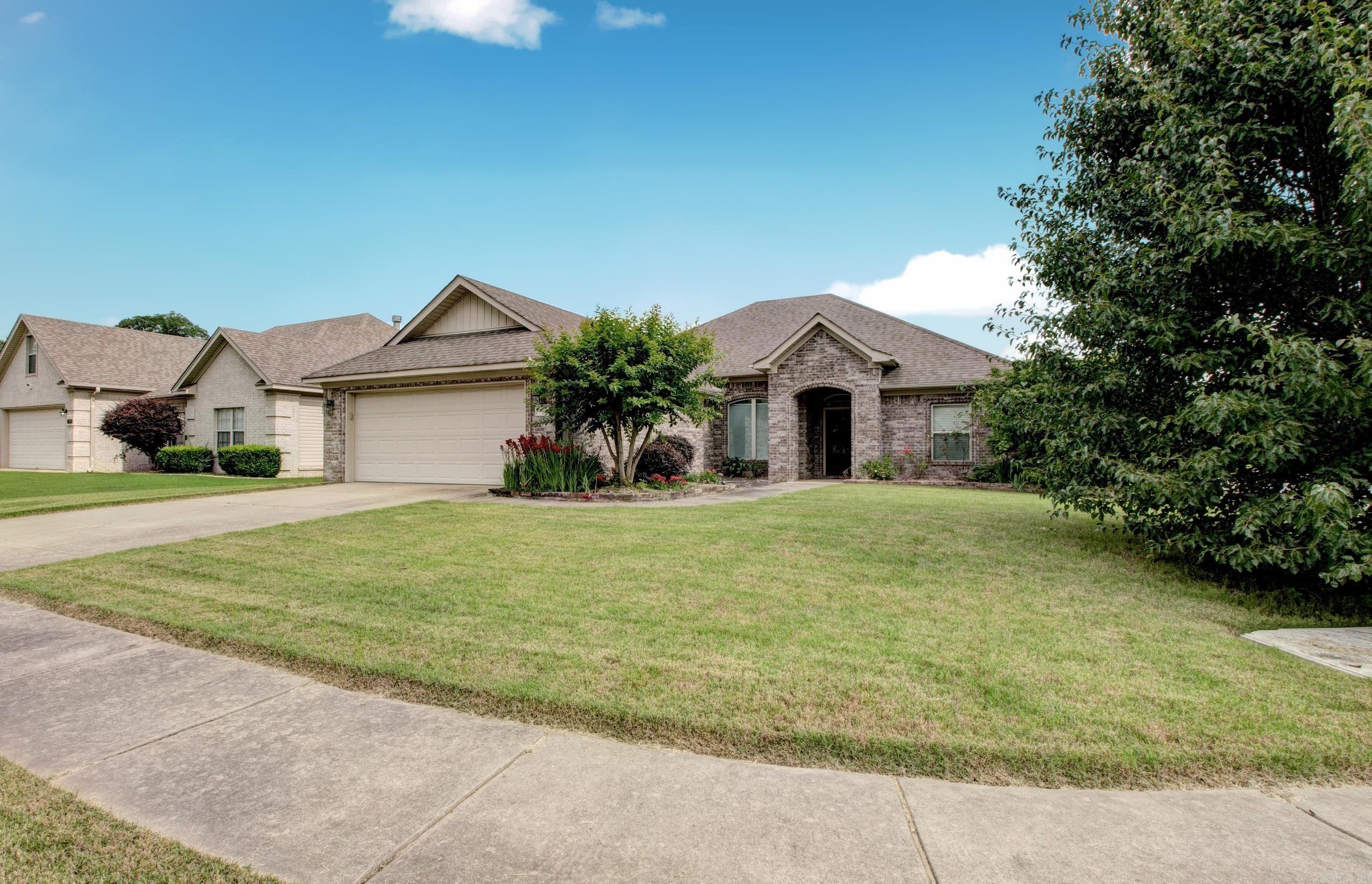 2819  Lynne  Bryant, AR
