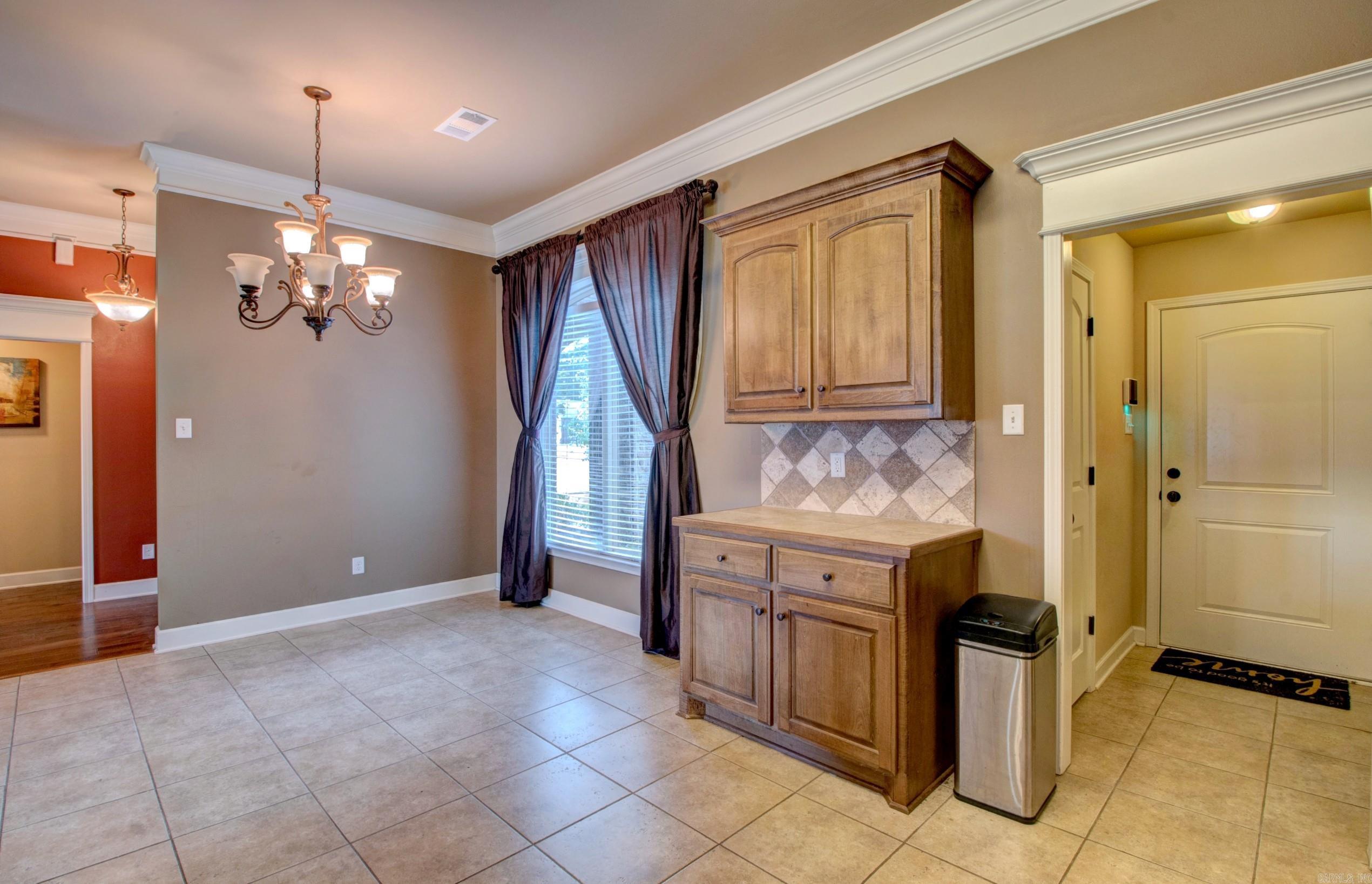 2819  Lynne  Bryant, AR