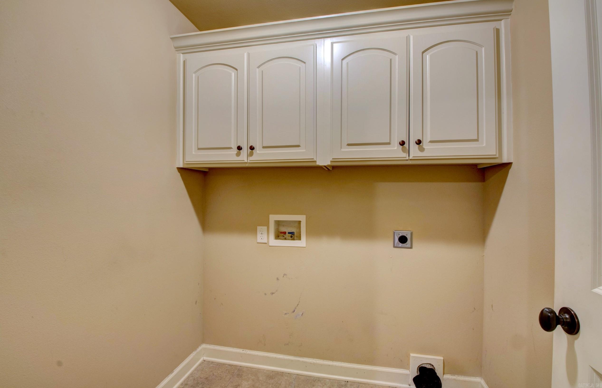 2819  Lynne  Bryant, AR