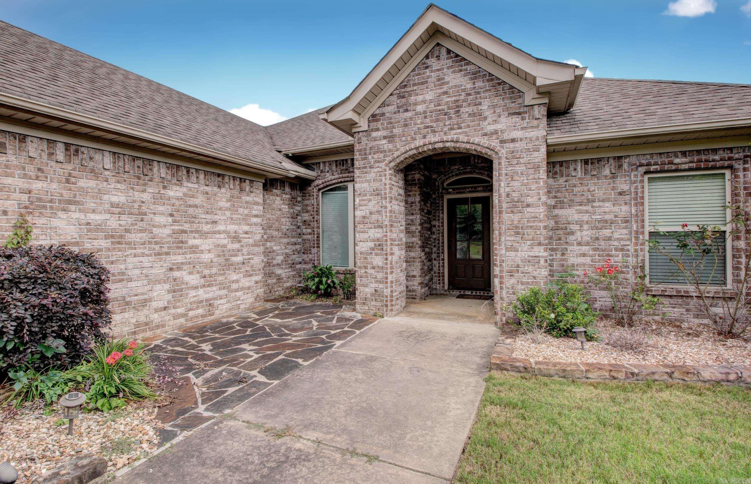 2819  Lynne  Bryant, AR