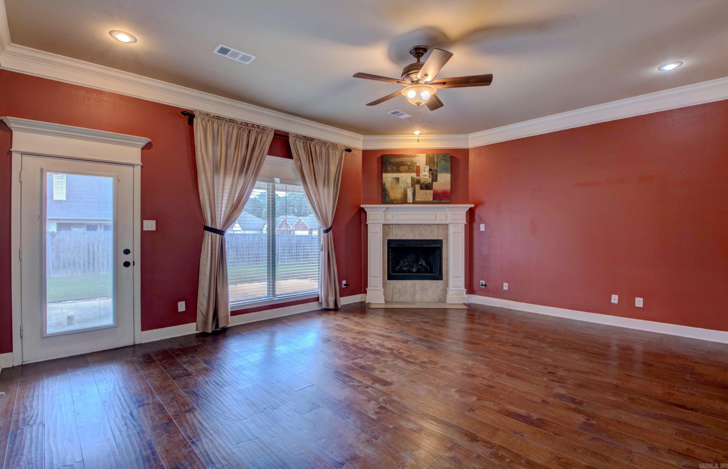 2819  Lynne  Bryant, AR