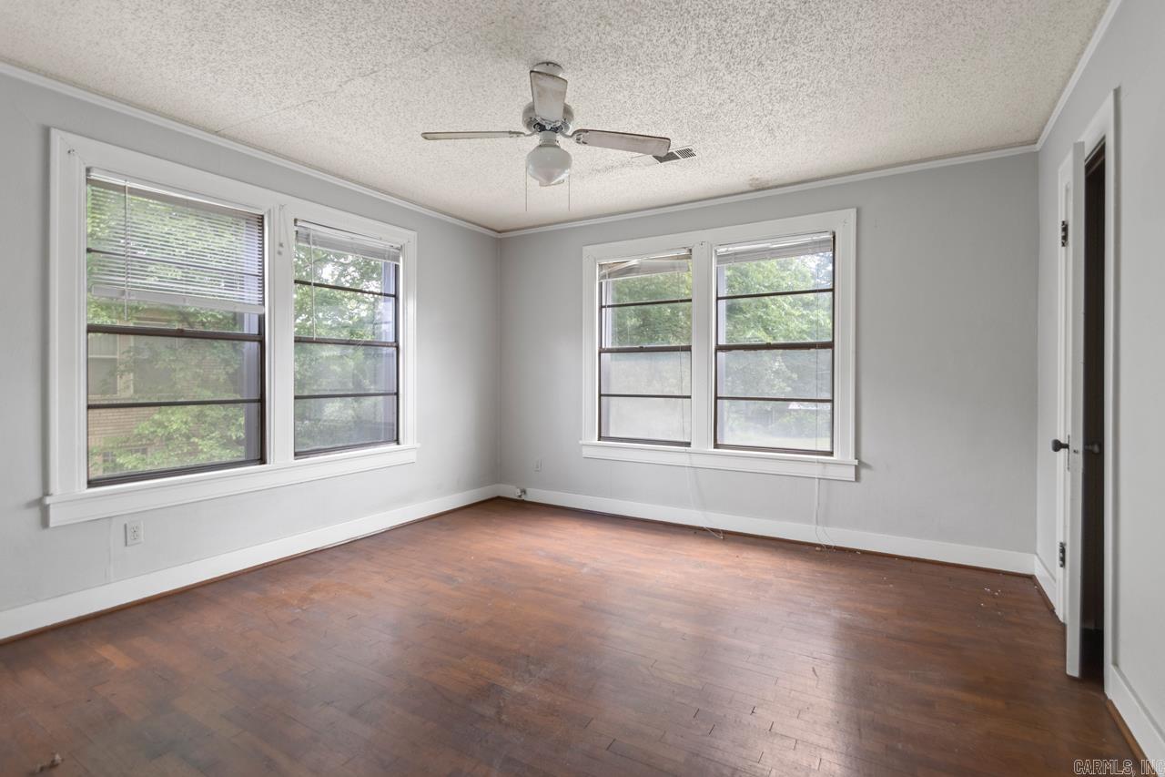 234 E B  North Little Rock, AR