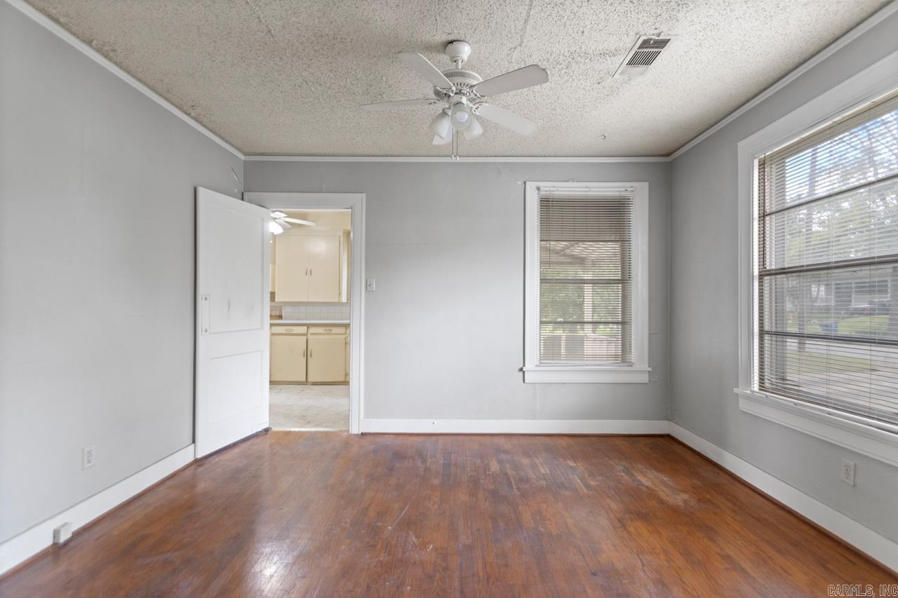 234 E B  North Little Rock, AR