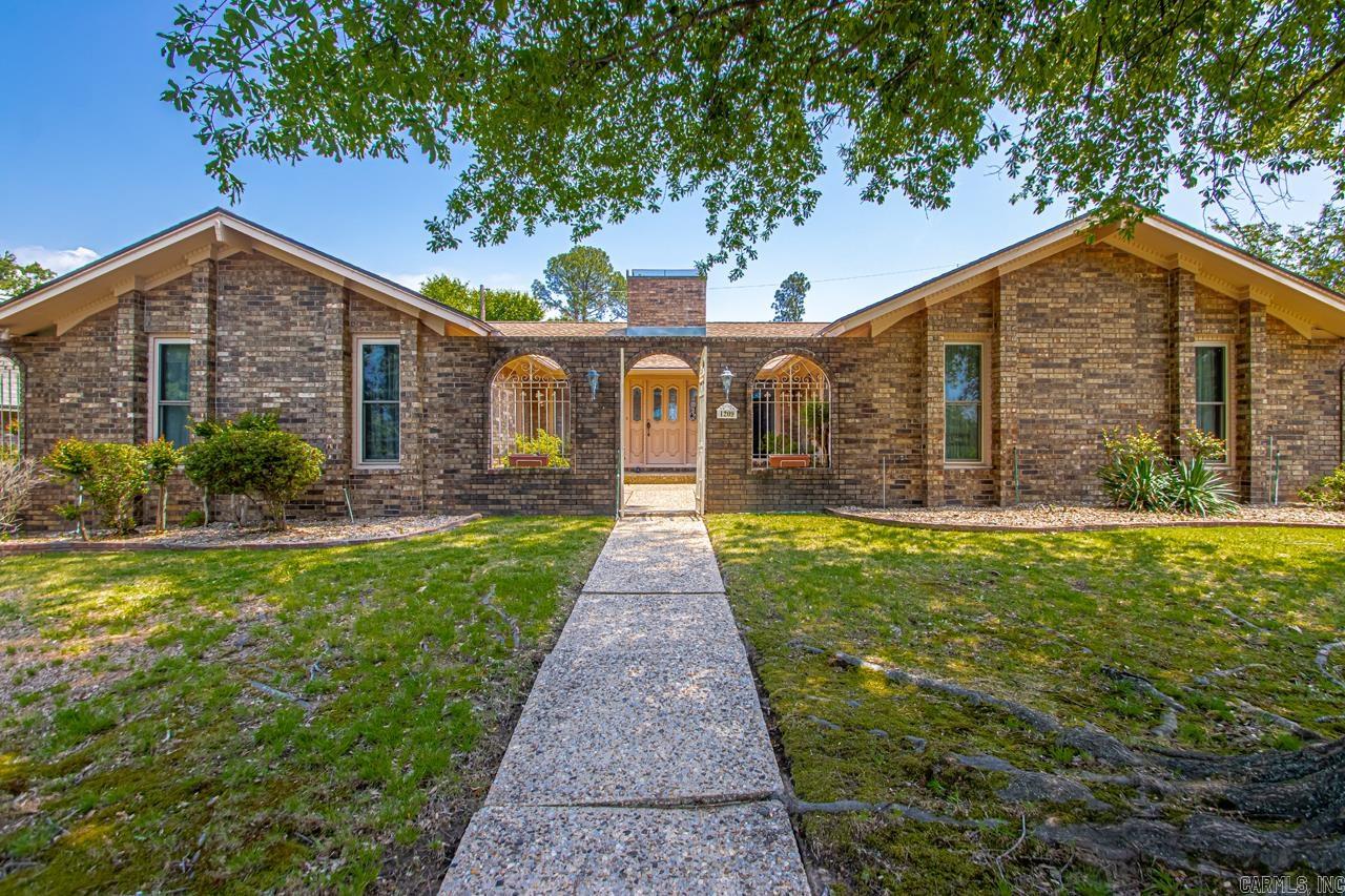 1209  Silverwood Trail  North Little Rock, AR