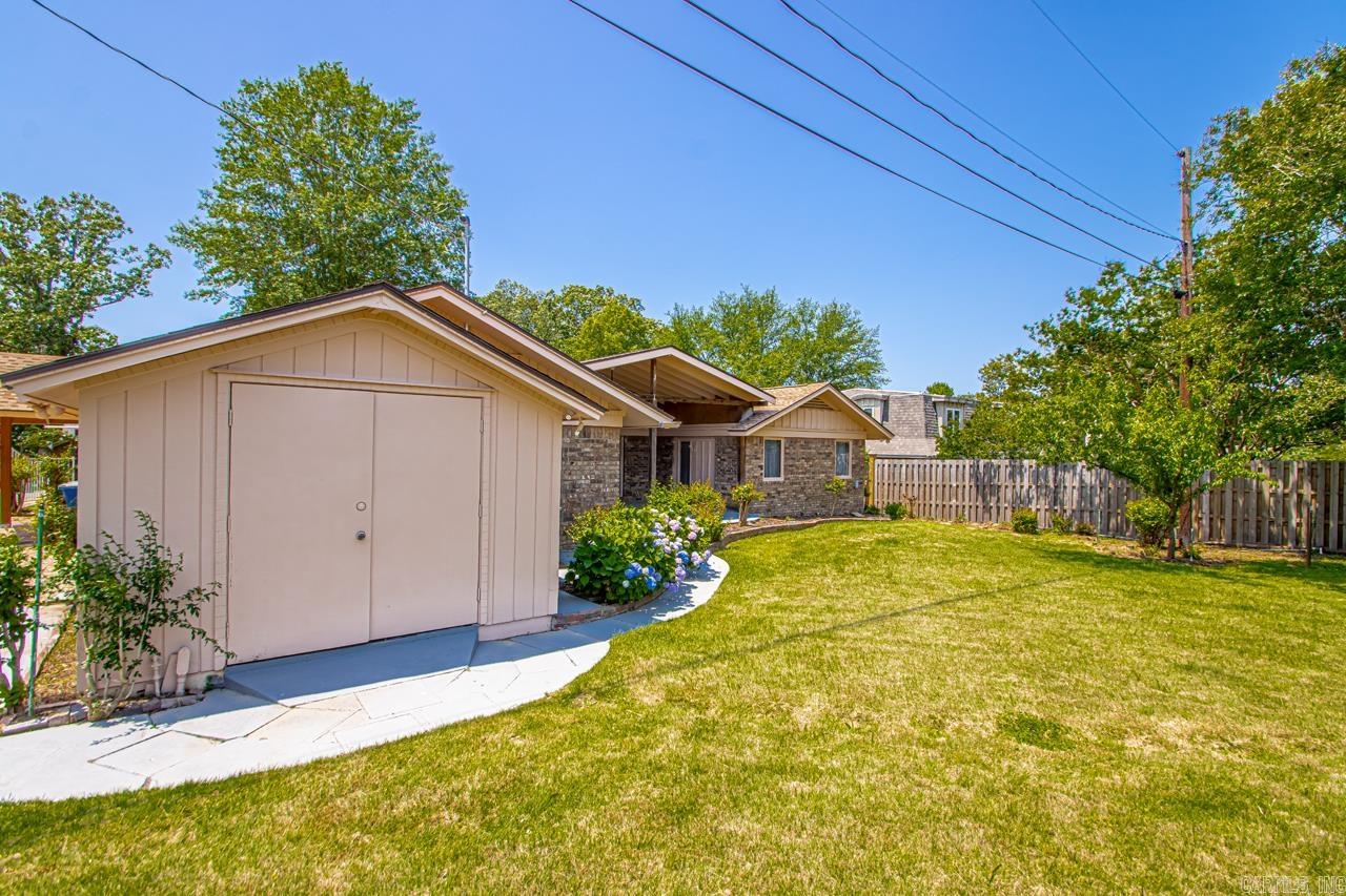 1209  Silverwood Trail  North Little Rock, AR