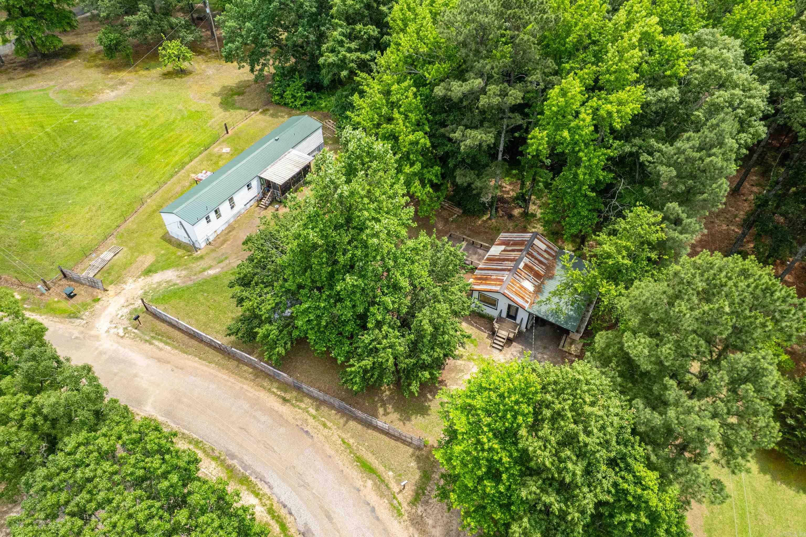 519 & 525  Seminole  Bismarck, AR