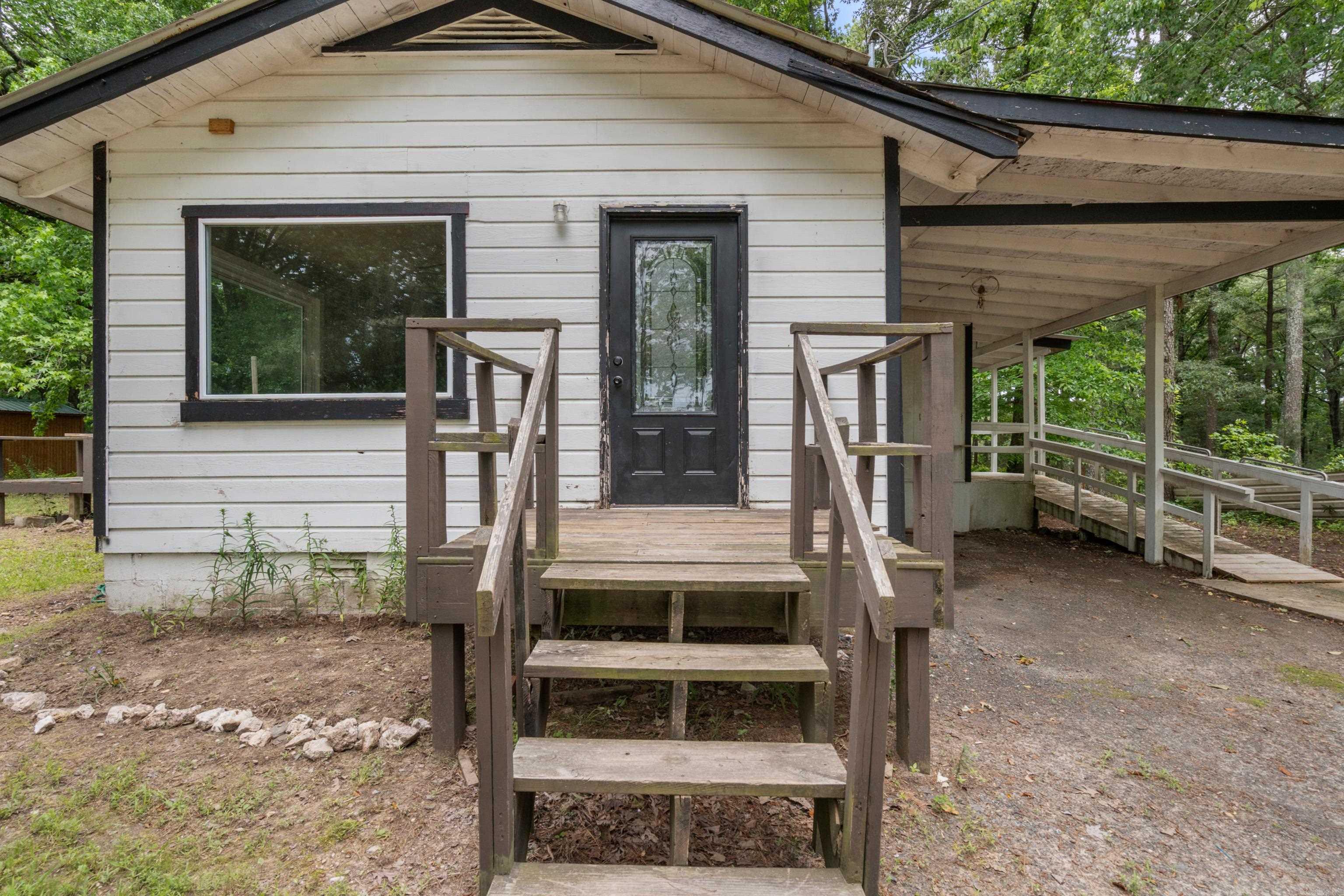 519 & 525  Seminole  Bismarck, AR