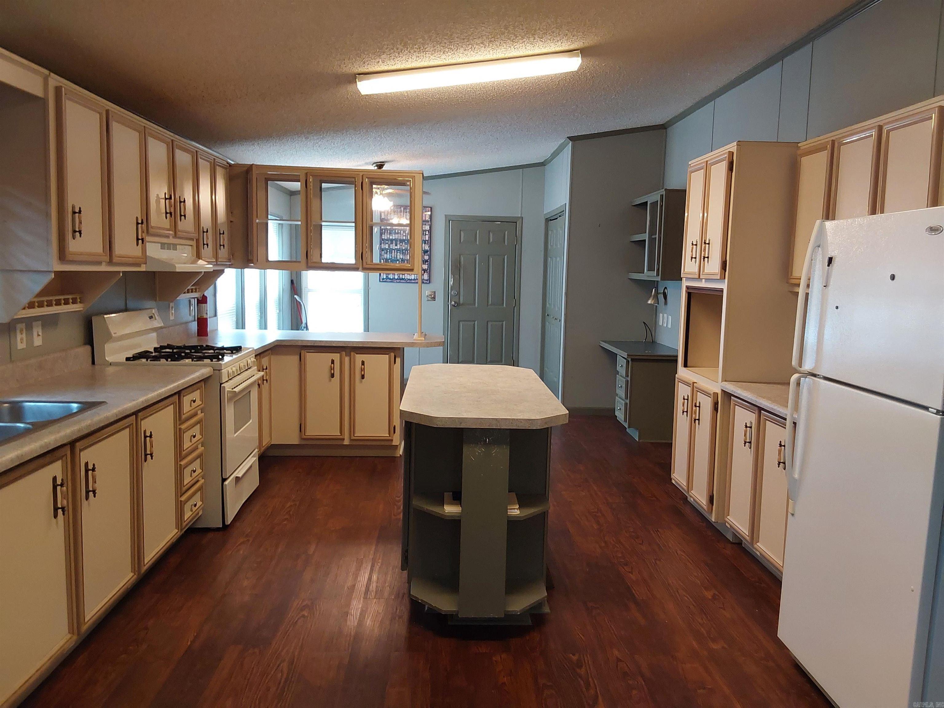 104  Valiant Street  Hot Springs, AR