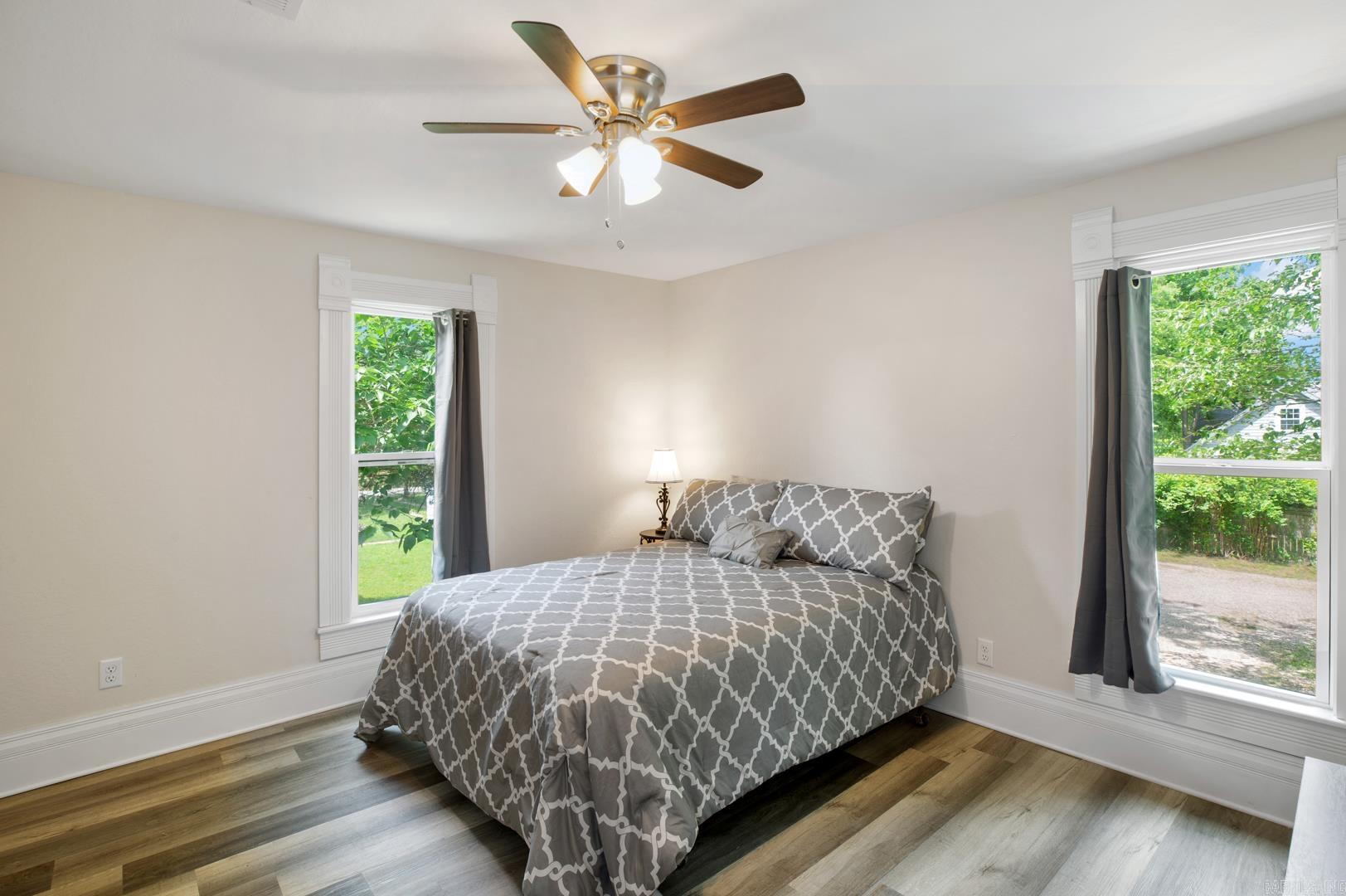 604  Tenth  Mena, AR