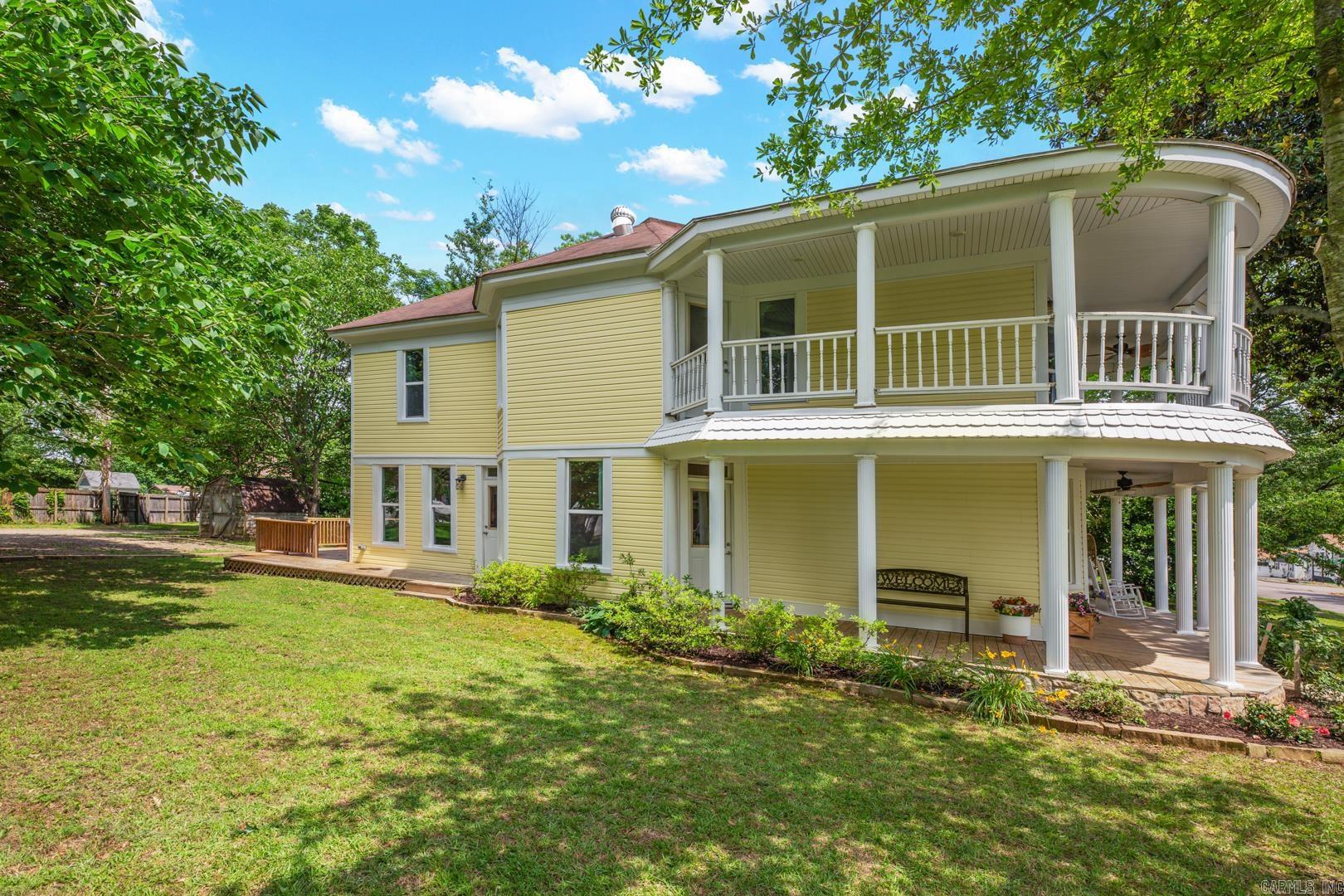 604  Tenth  Mena, AR