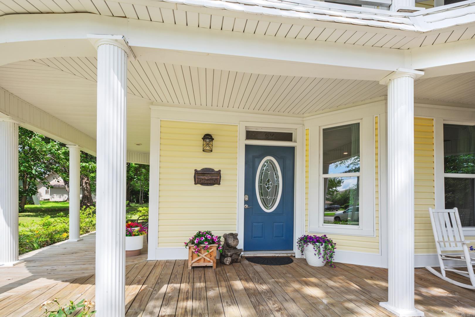604  Tenth  Mena, AR