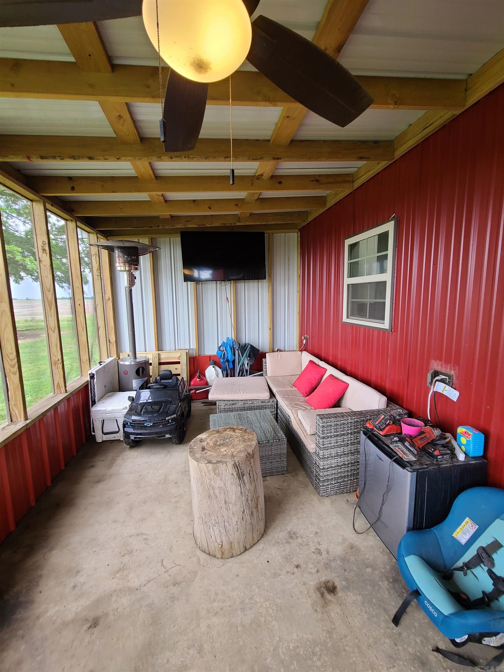 2355  Jackson 70  Swifton, AR