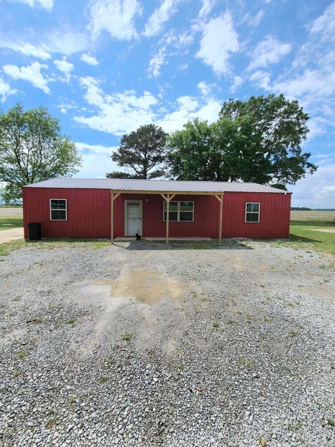 2355  Jackson 70  Swifton, AR