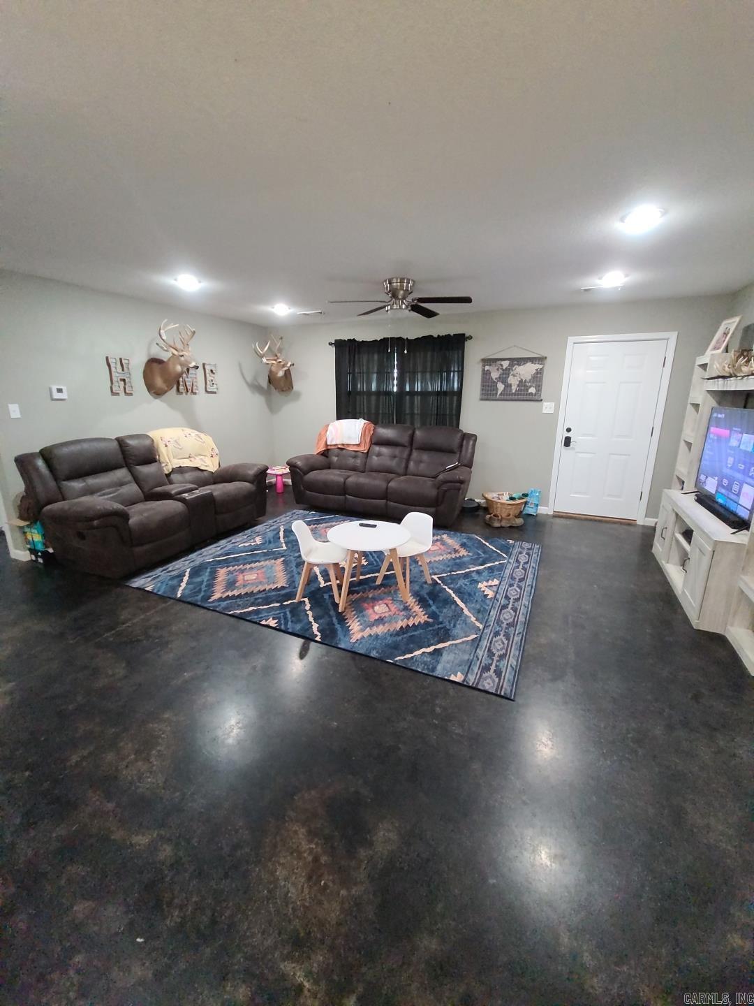 2355  Jackson 70  Swifton, AR