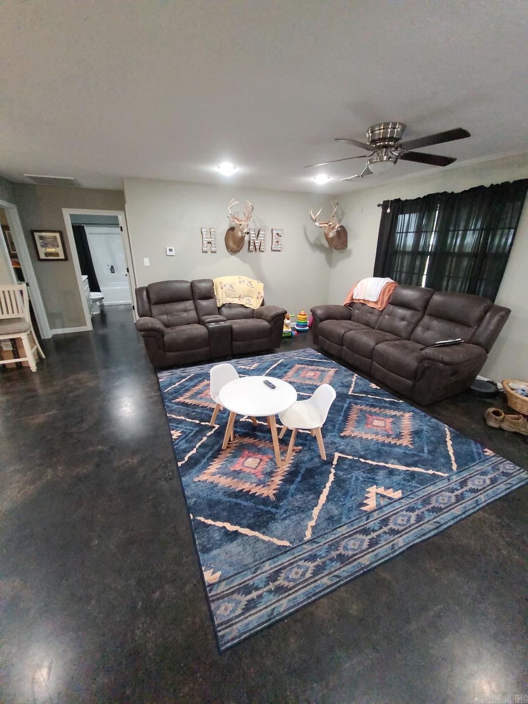 2355  Jackson 70  Swifton, AR
