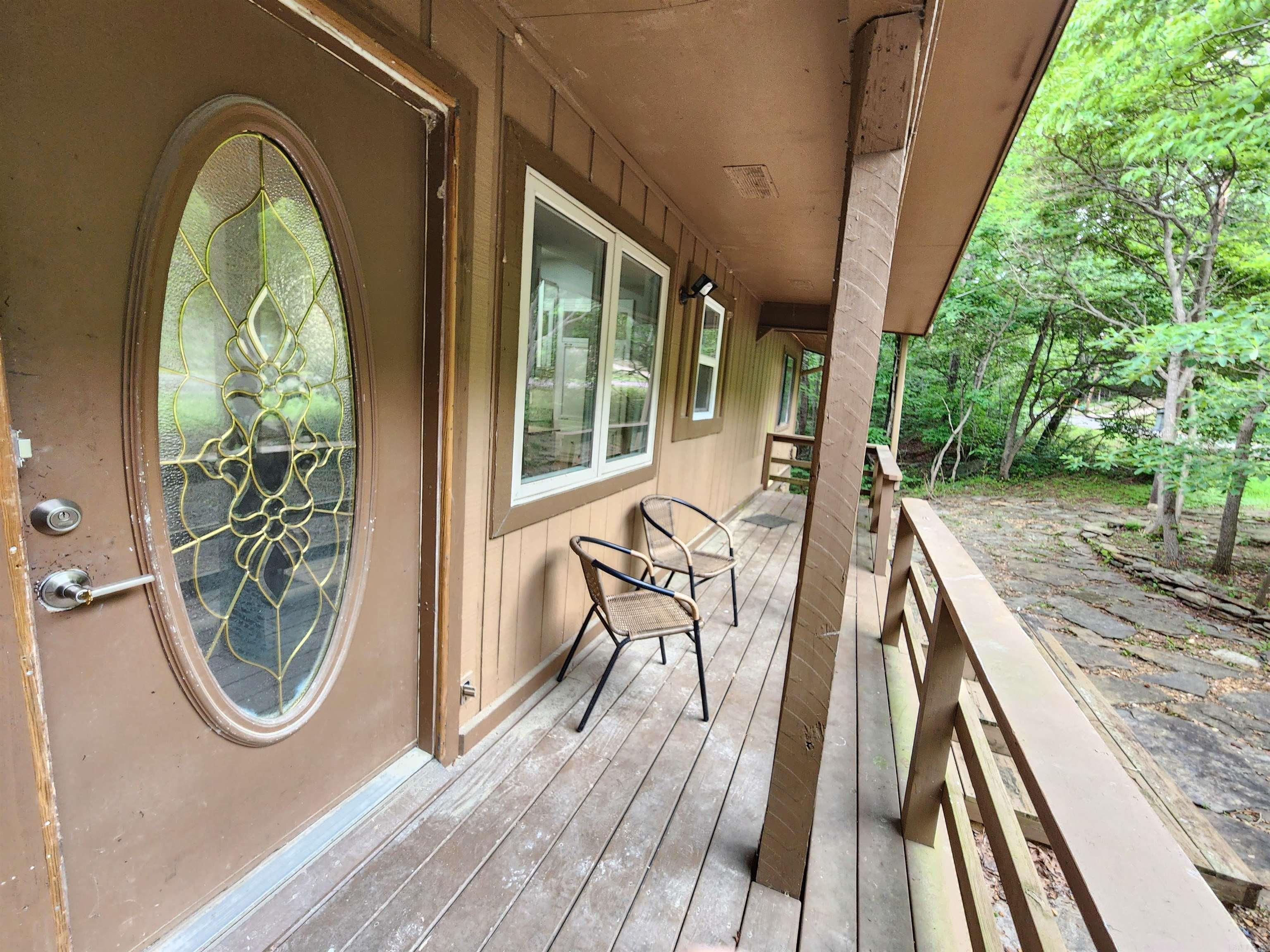 211  Burnt Rock Falls  Fairfield Bay, AR
