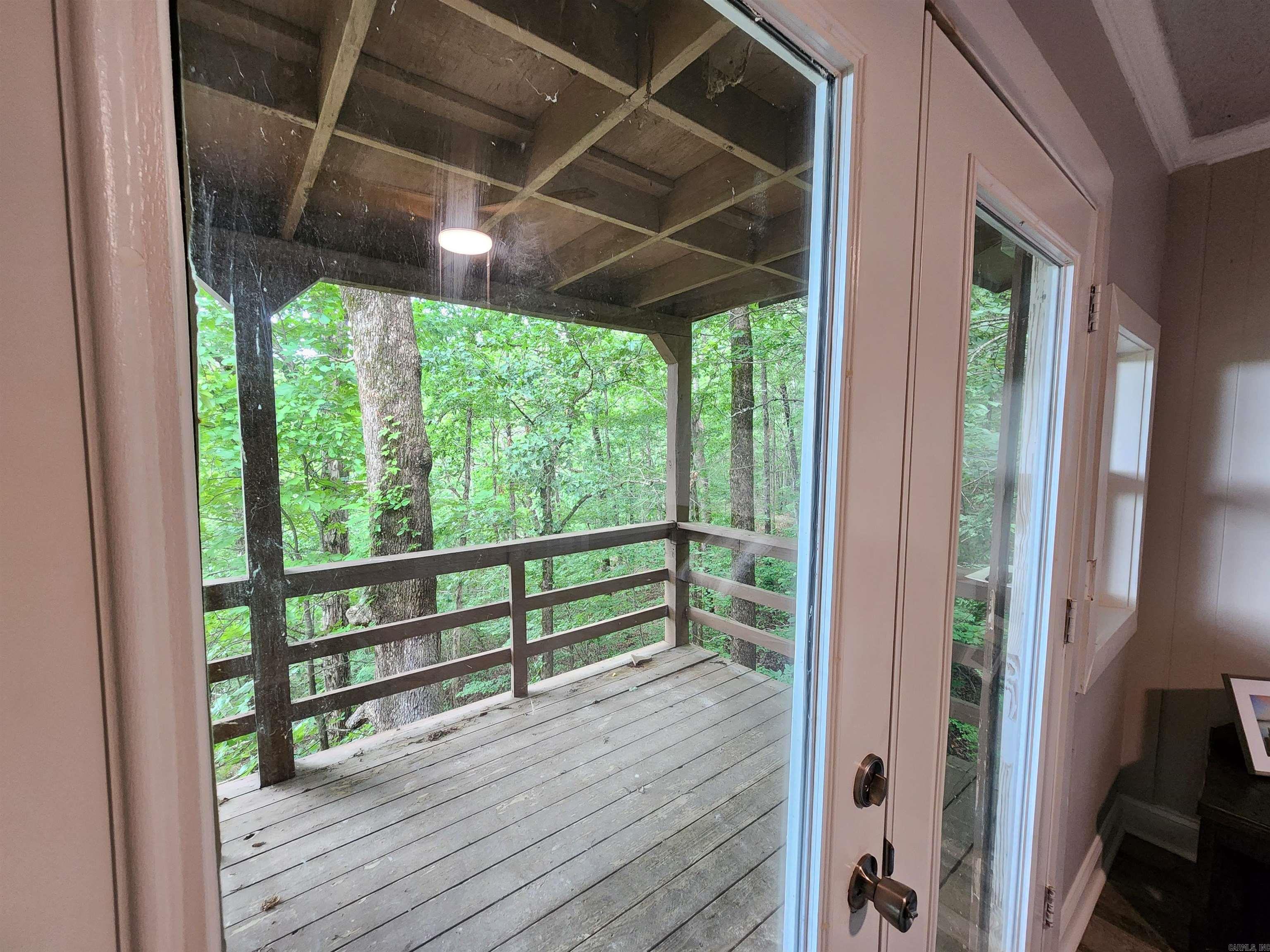 211  Burnt Rock Falls  Fairfield Bay, AR