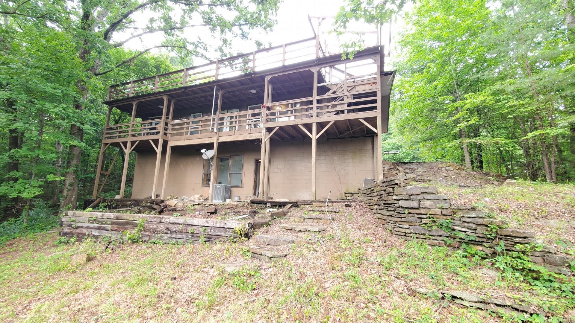 211  Burnt Rock Falls  Fairfield Bay, AR