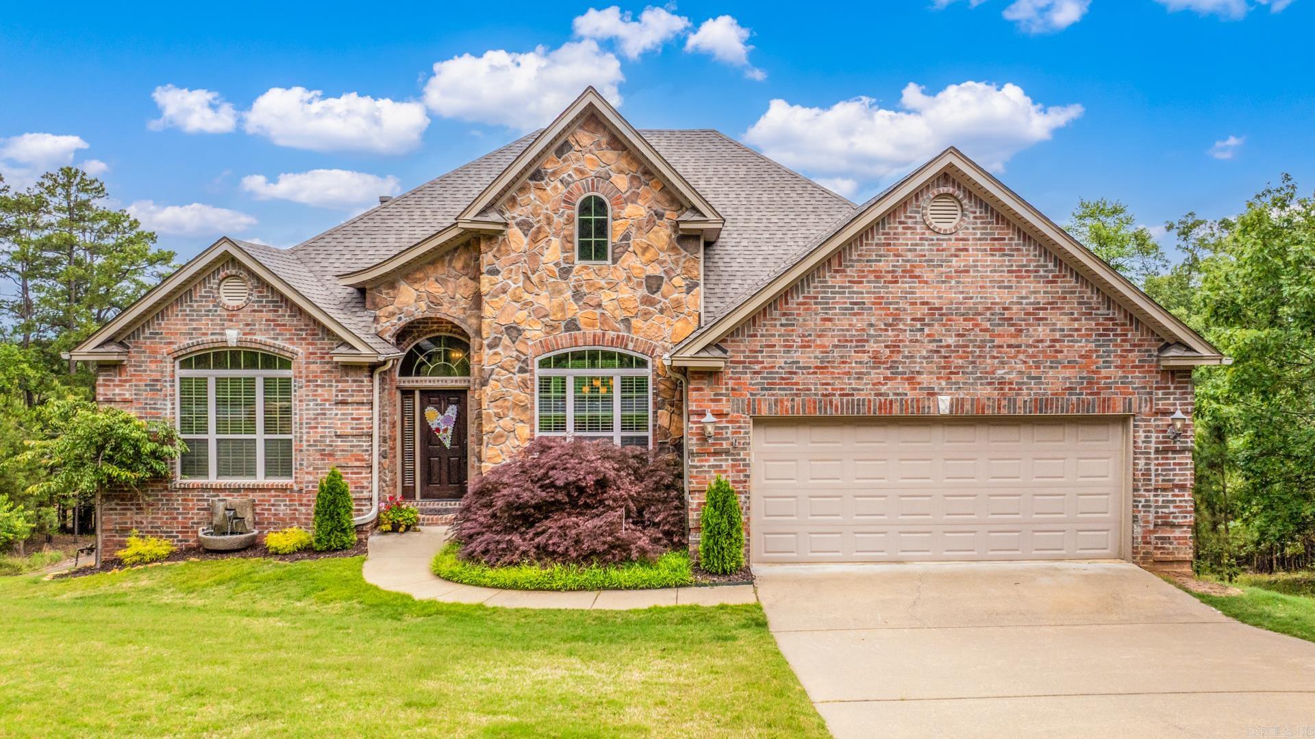 164  Majestic  Maumelle, AR