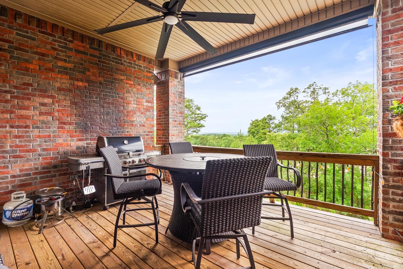 164  Majestic  Maumelle, AR