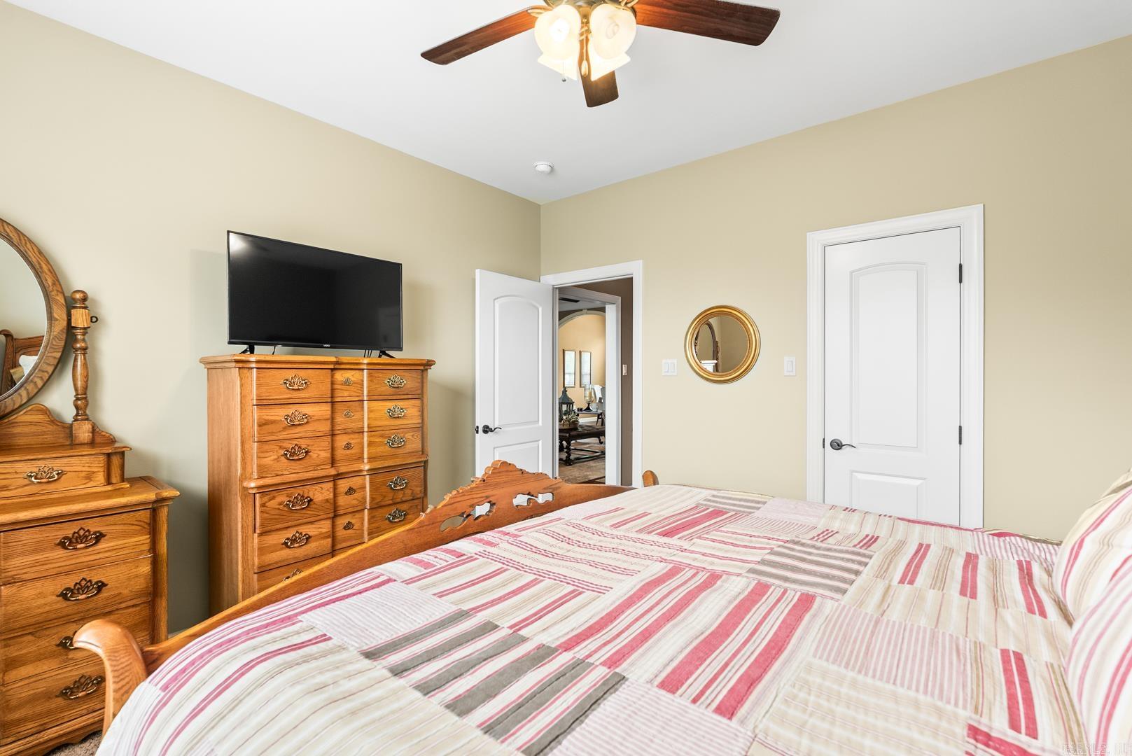 164  Majestic  Maumelle, AR