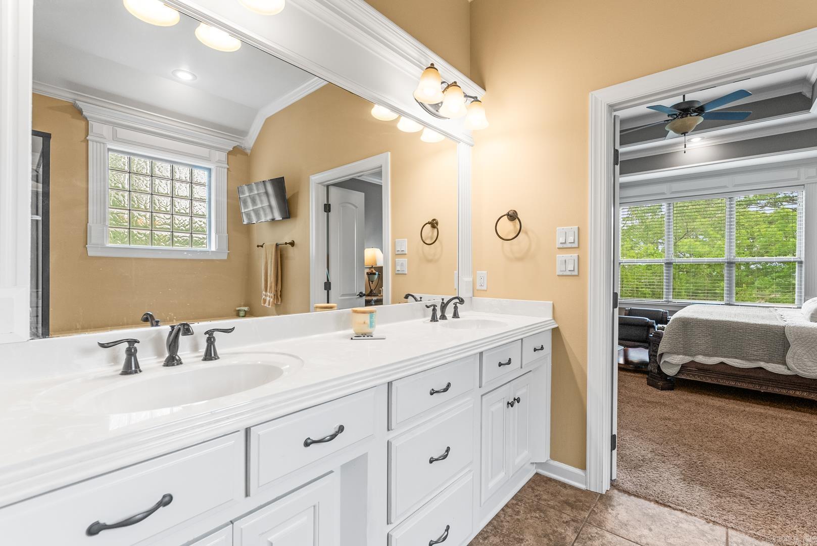 164  Majestic  Maumelle, AR