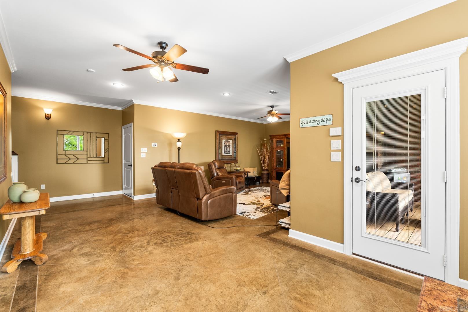 164  Majestic  Maumelle, AR