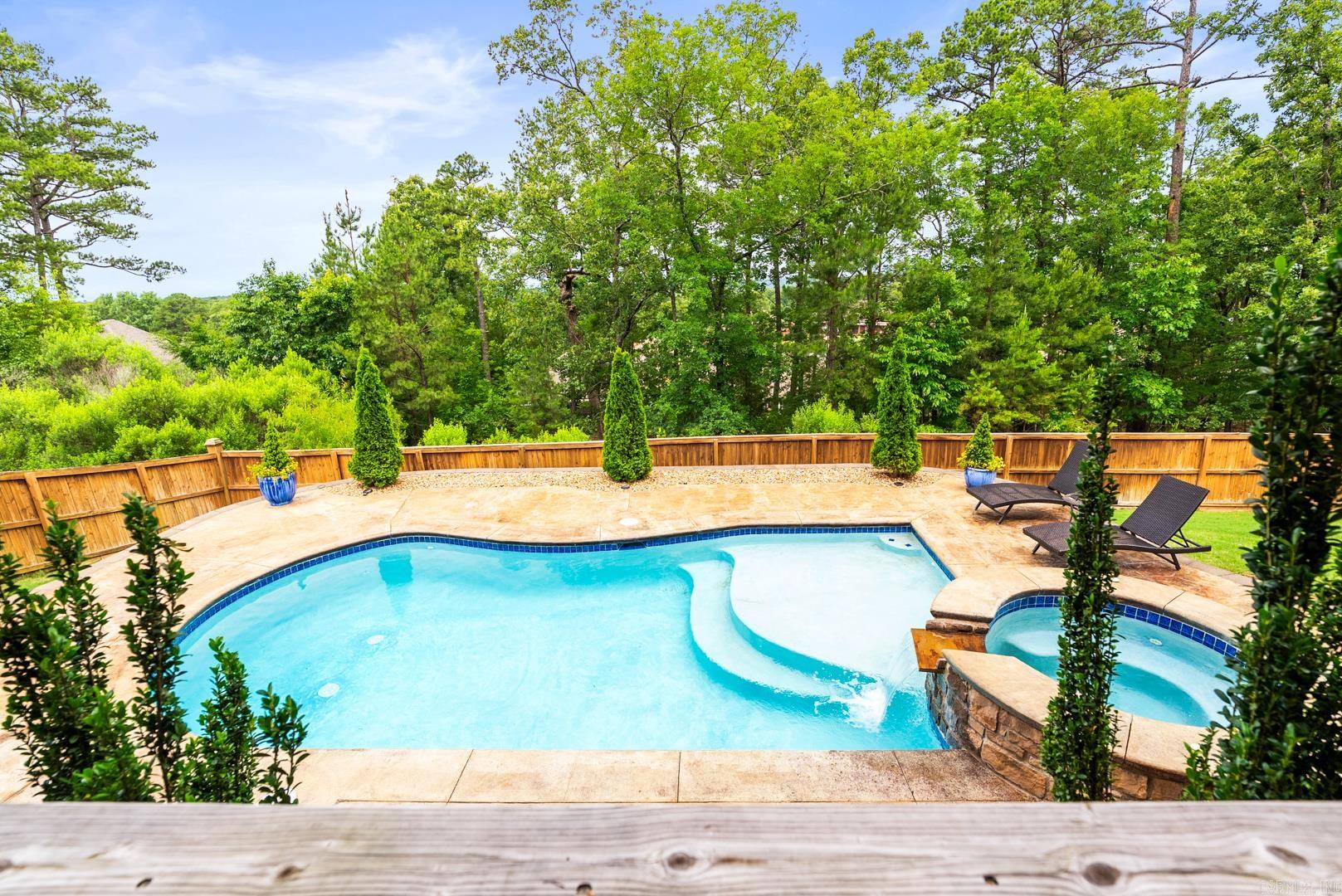 164  Majestic  Maumelle, AR