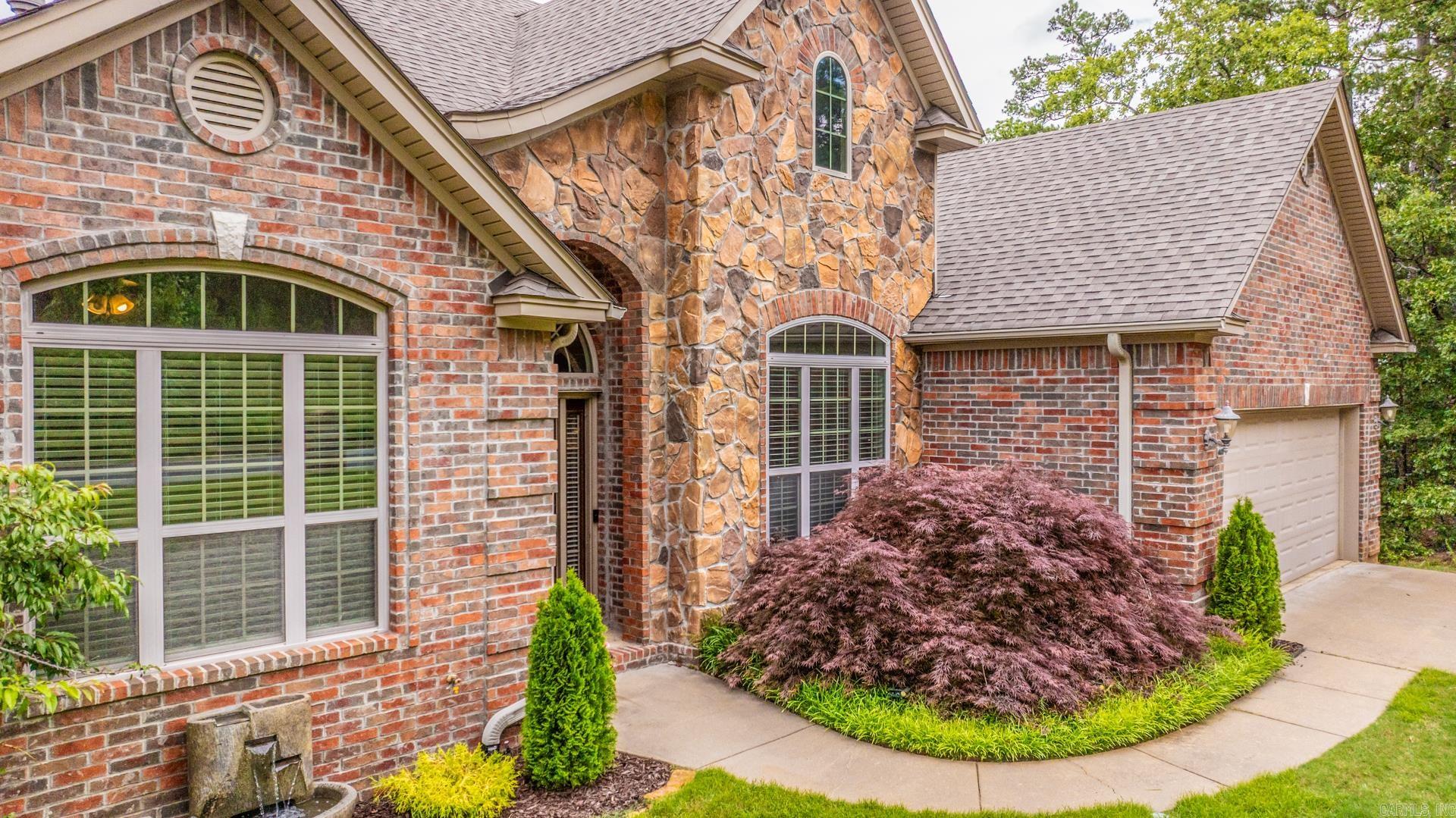164  Majestic  Maumelle, AR