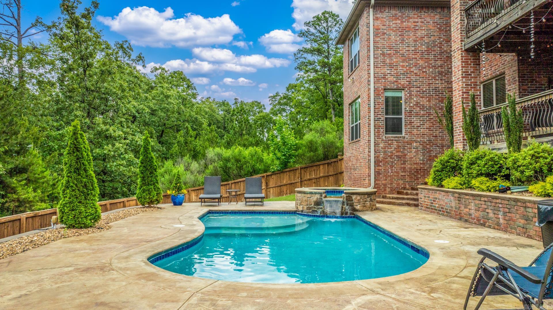 164  Majestic  Maumelle, AR