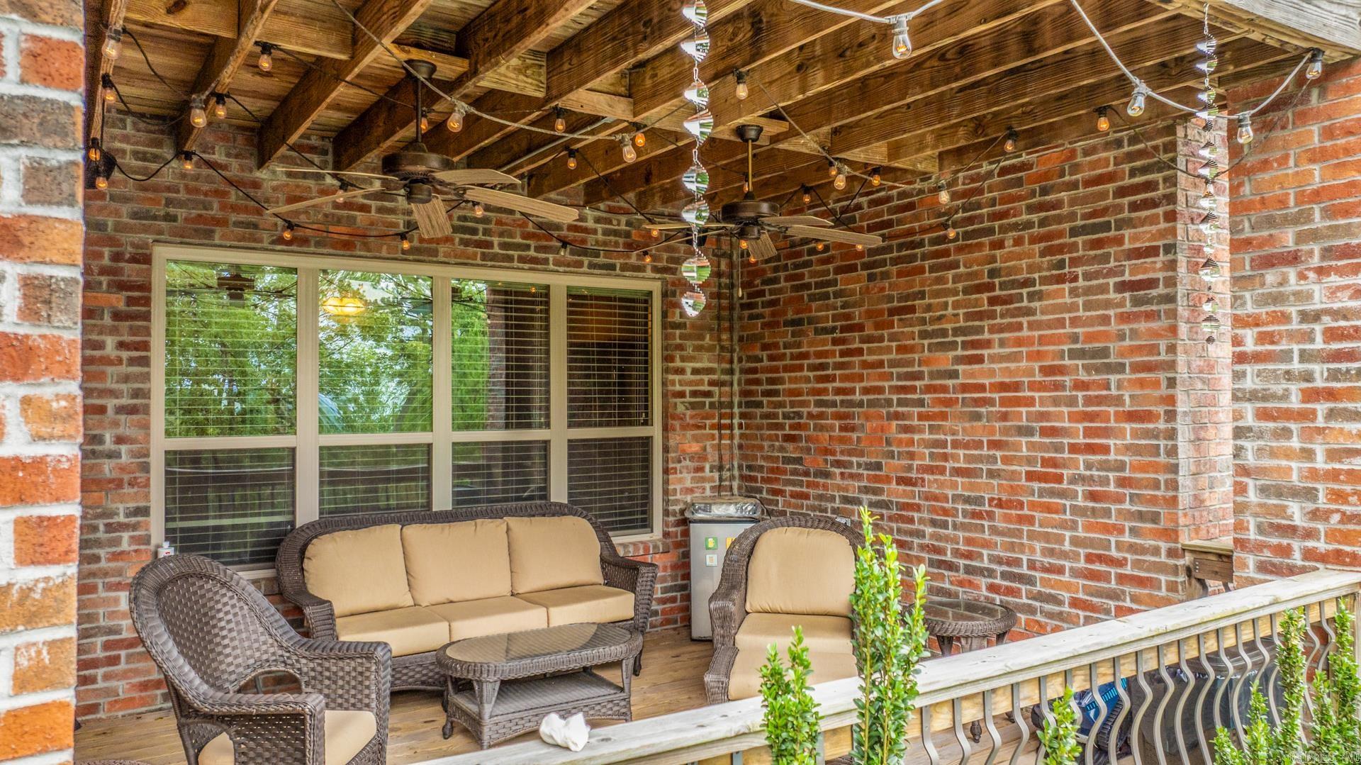 164  Majestic  Maumelle, AR