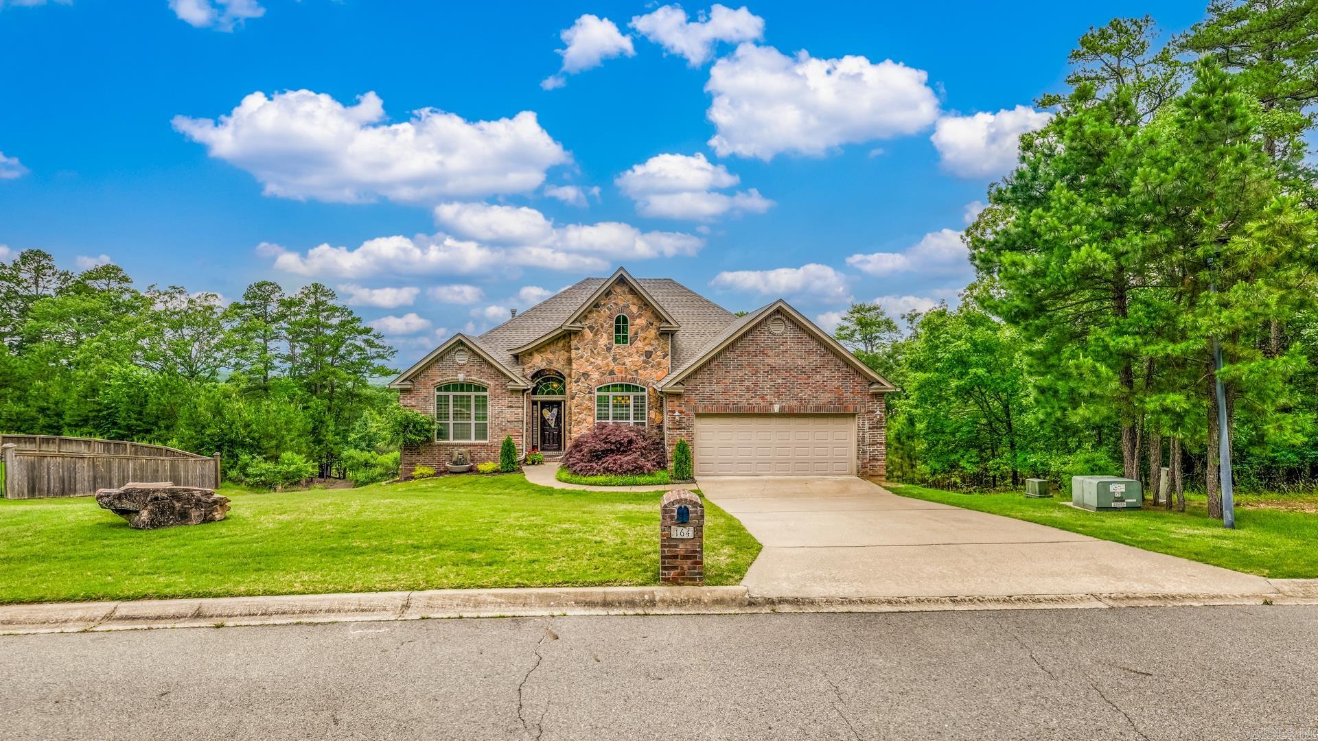 164  Majestic  Maumelle, AR